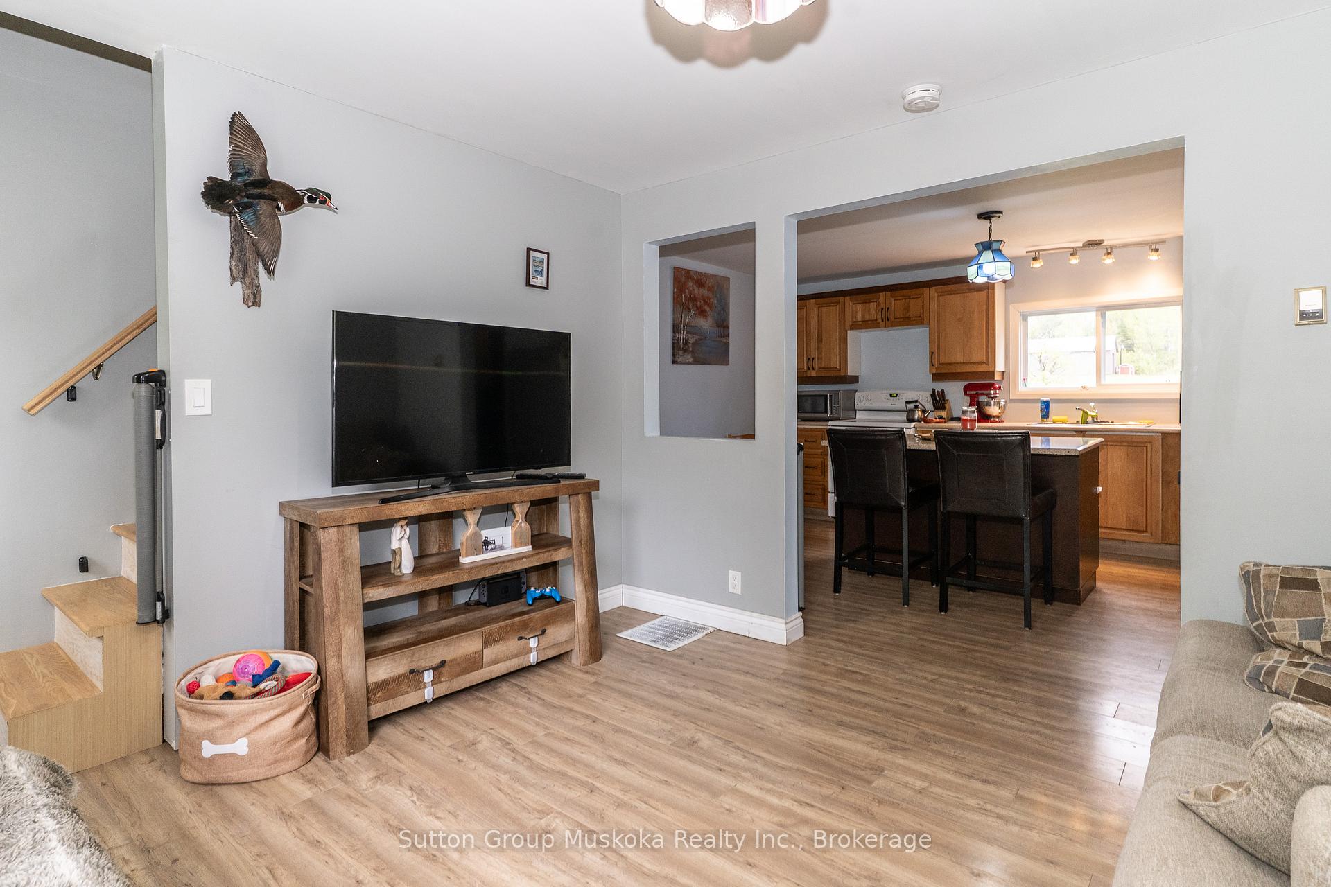 Photo 8 of 221 yonge Street S, Burk's Falls — HOMEH