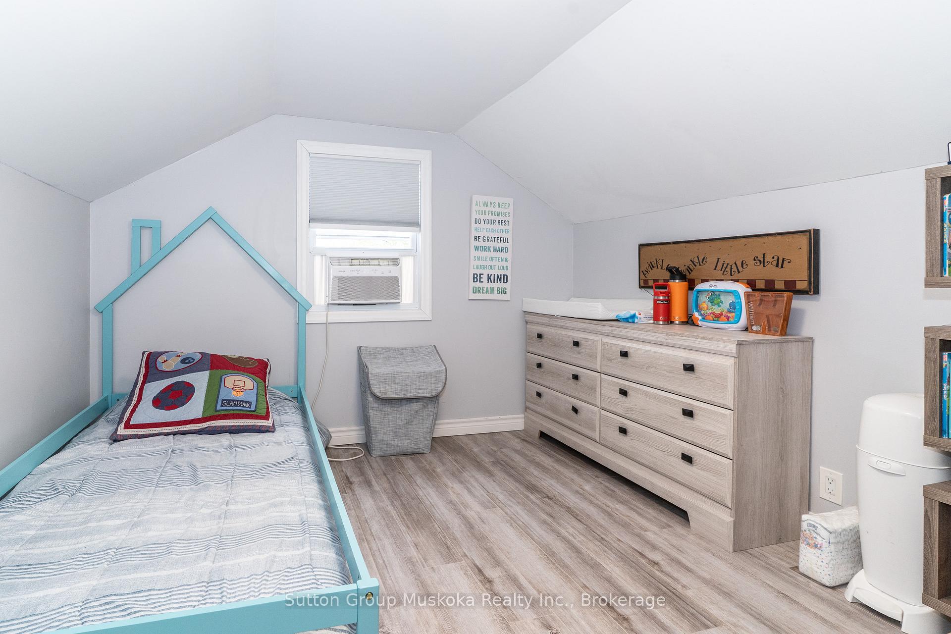 Photo 17 of 221 yonge Street S, Burk's Falls — HOMEH