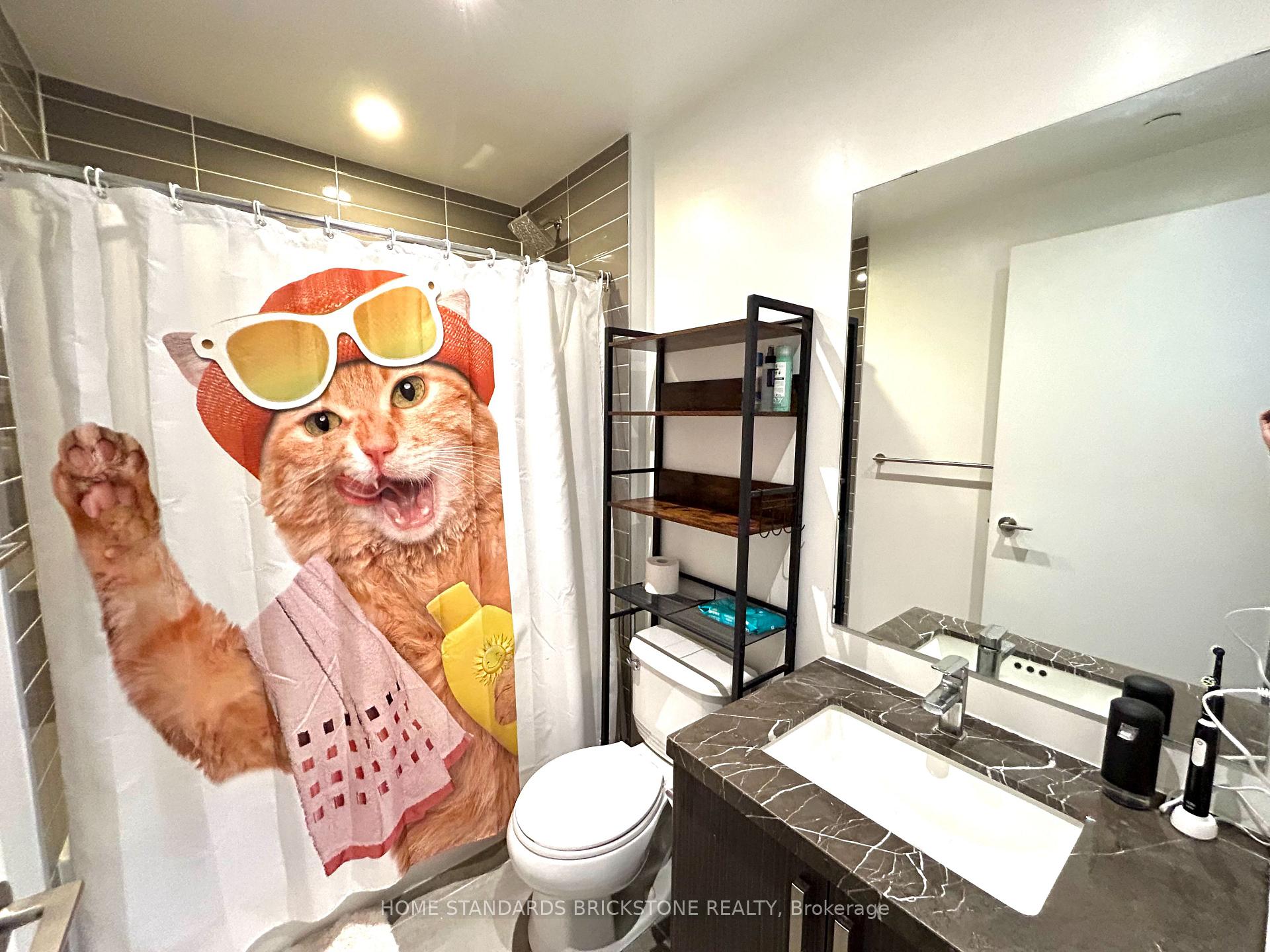 Photo 6 of Unit 1810, 501 St.Clair Avenue W, Toronto, Forest Hill South — HOMEH