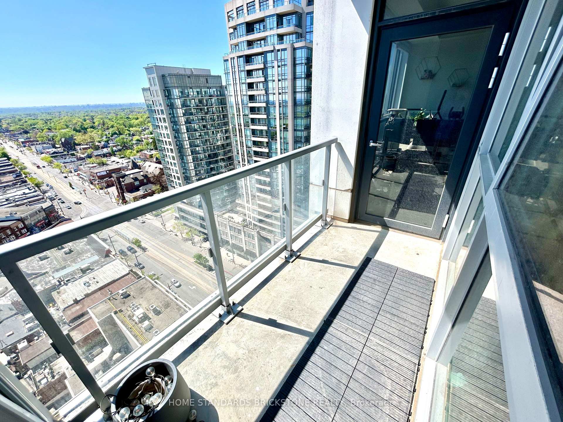 Photo 11 of Unit 1810, 501 St.Clair Avenue W, Toronto, Forest Hill South — HOMEH