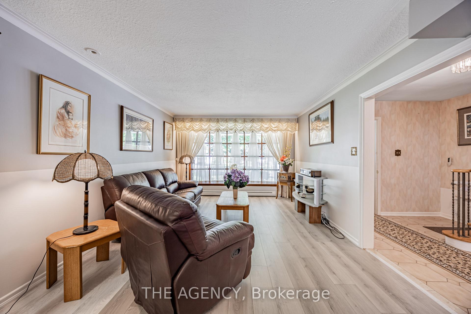 Photo 4 of 53 Stanland Drive, Scarborough, Scarborough Village — HOMEH