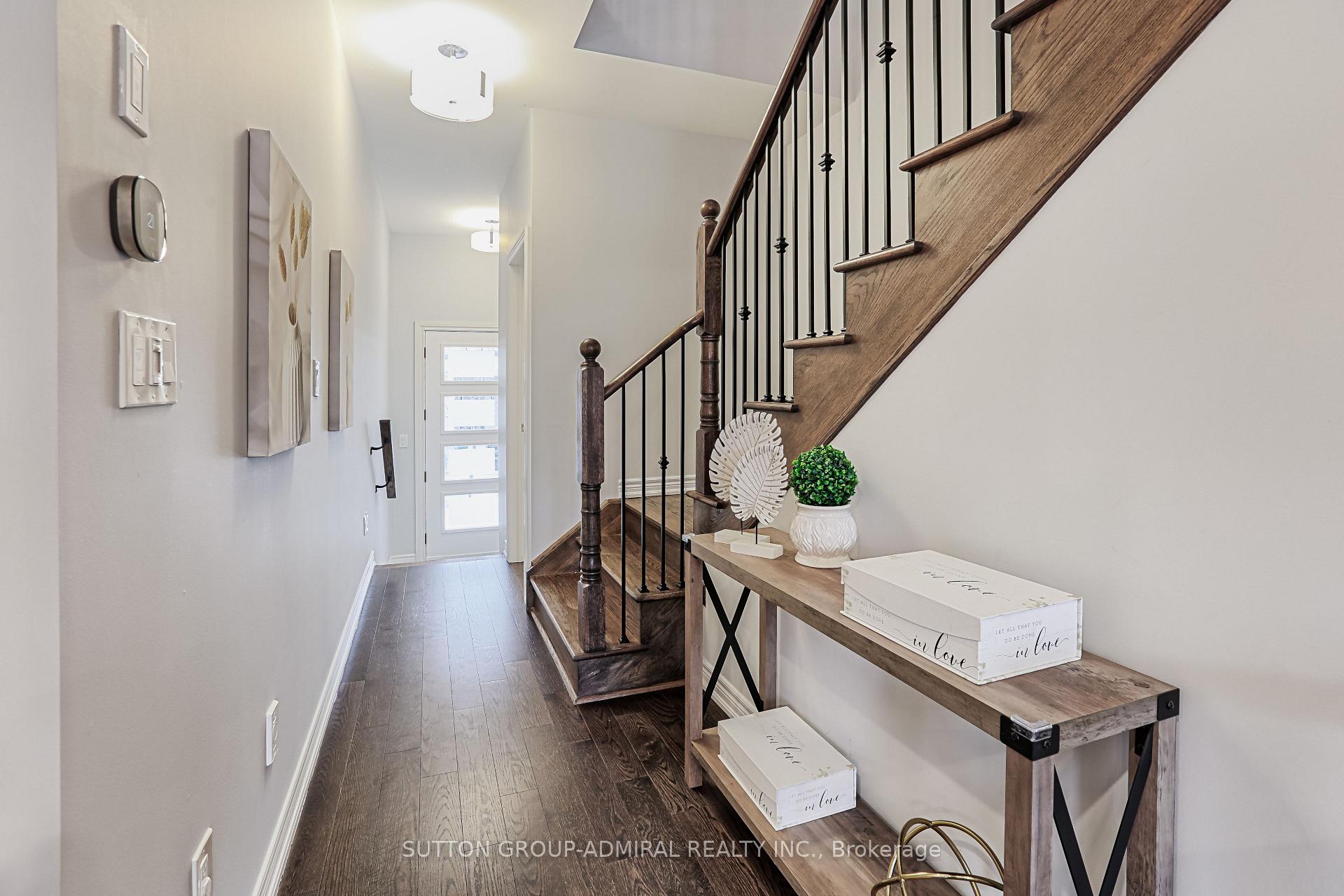 Photo 2 of 25 Clifford Crescent, New Tecumseth, Tottenham — HOMEH
