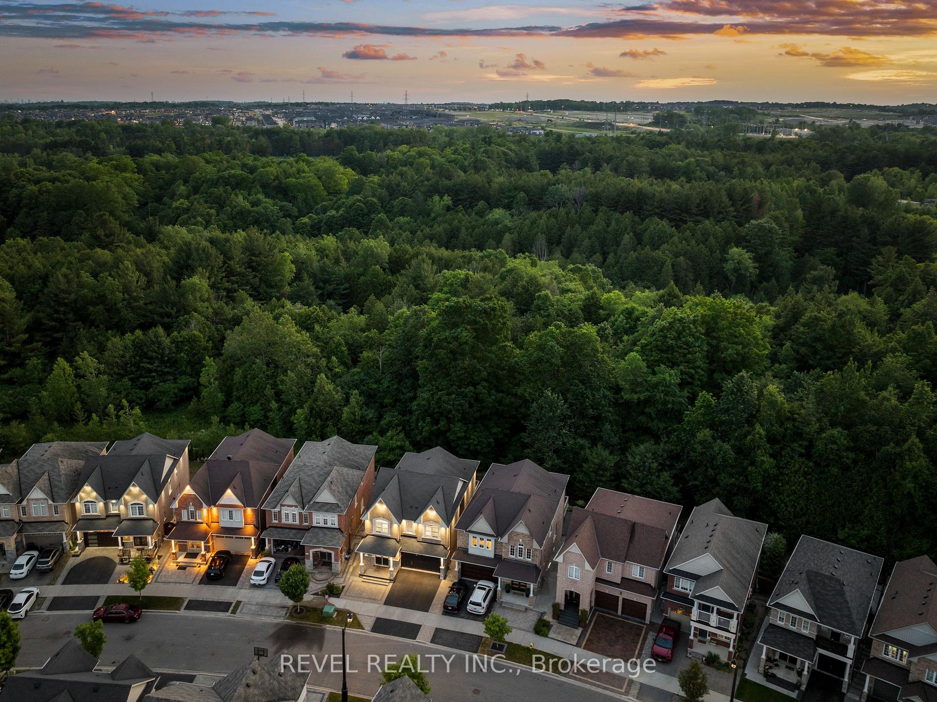 Photo 32 of 1581 Winville Road, Pickering, Duffin Heights — HOMEH