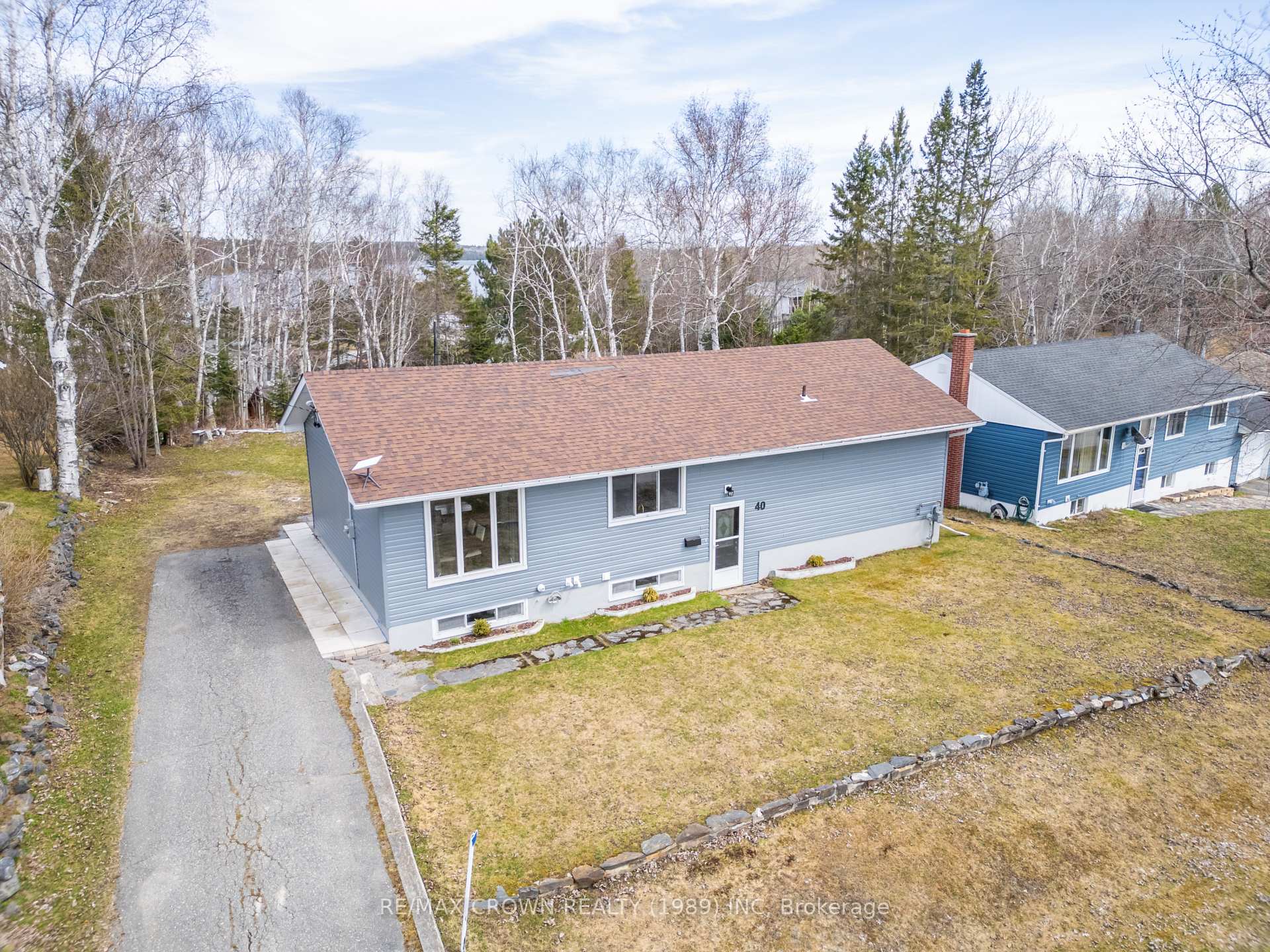 Photo 4 of 40 Birch Crescent, Temagami — HOMEH