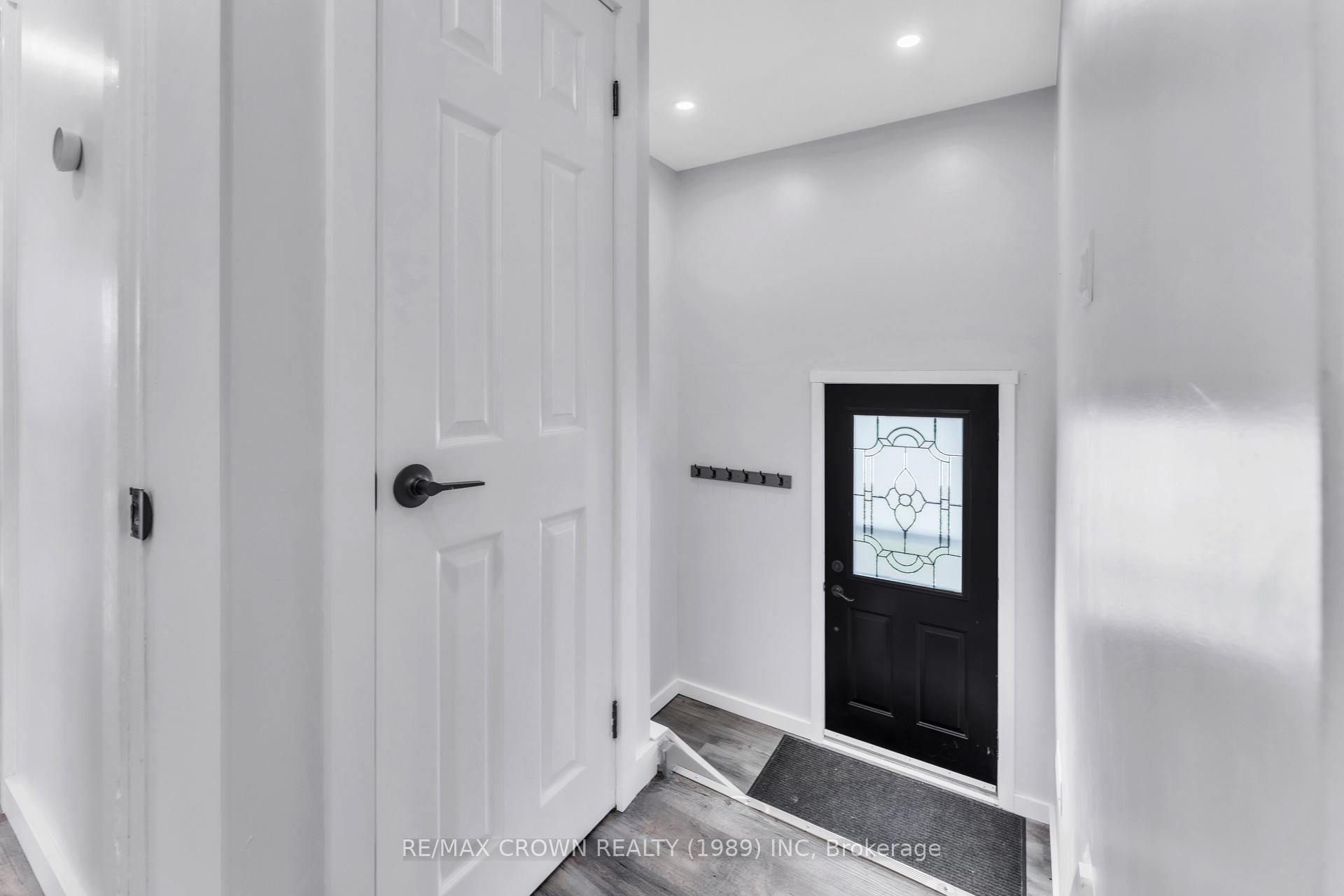 Photo 3 of 40 Birch Crescent, Temagami — HOMEH