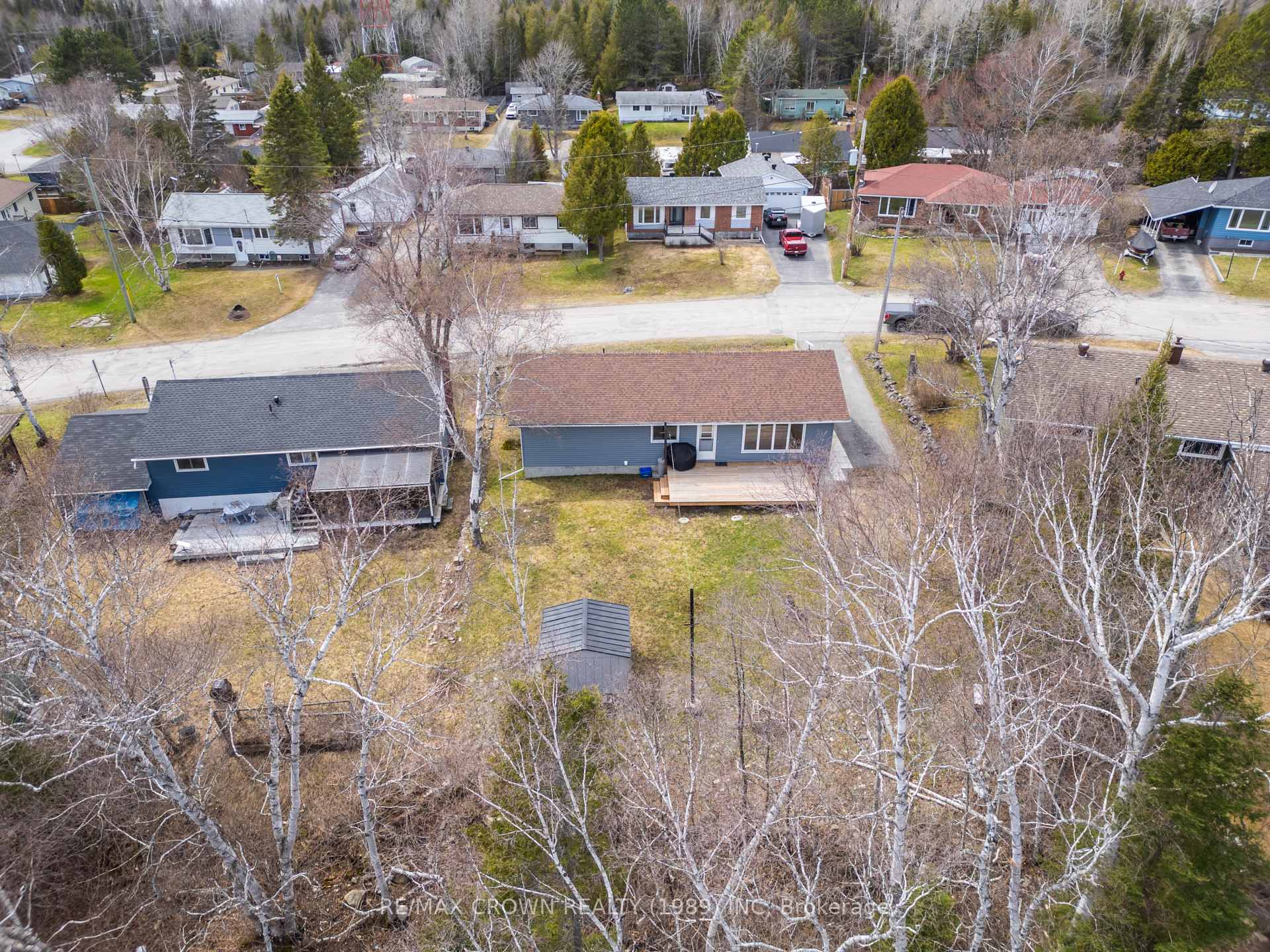 Photo 36 of 40 Birch Crescent, Temagami — HOMEH