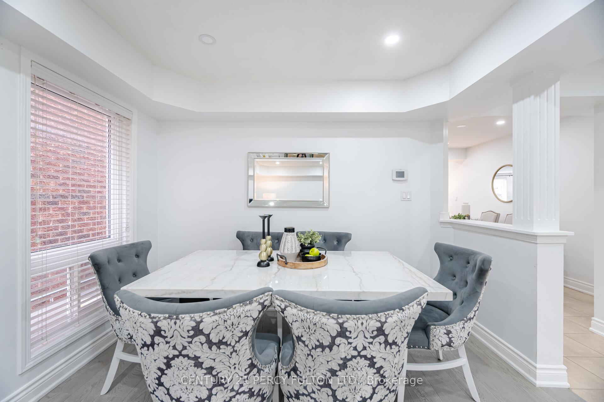 Photo 9 of 640 Sunbird Trail, Pickering, Amberlea — HOMEH