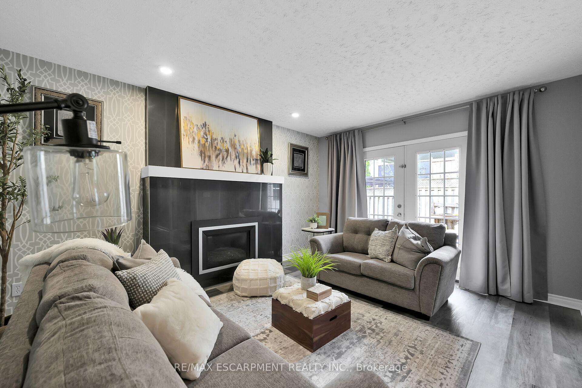 Photo 13 of 7663 Ronnie Crescent, Niagara Falls, Marineland — HOMEH