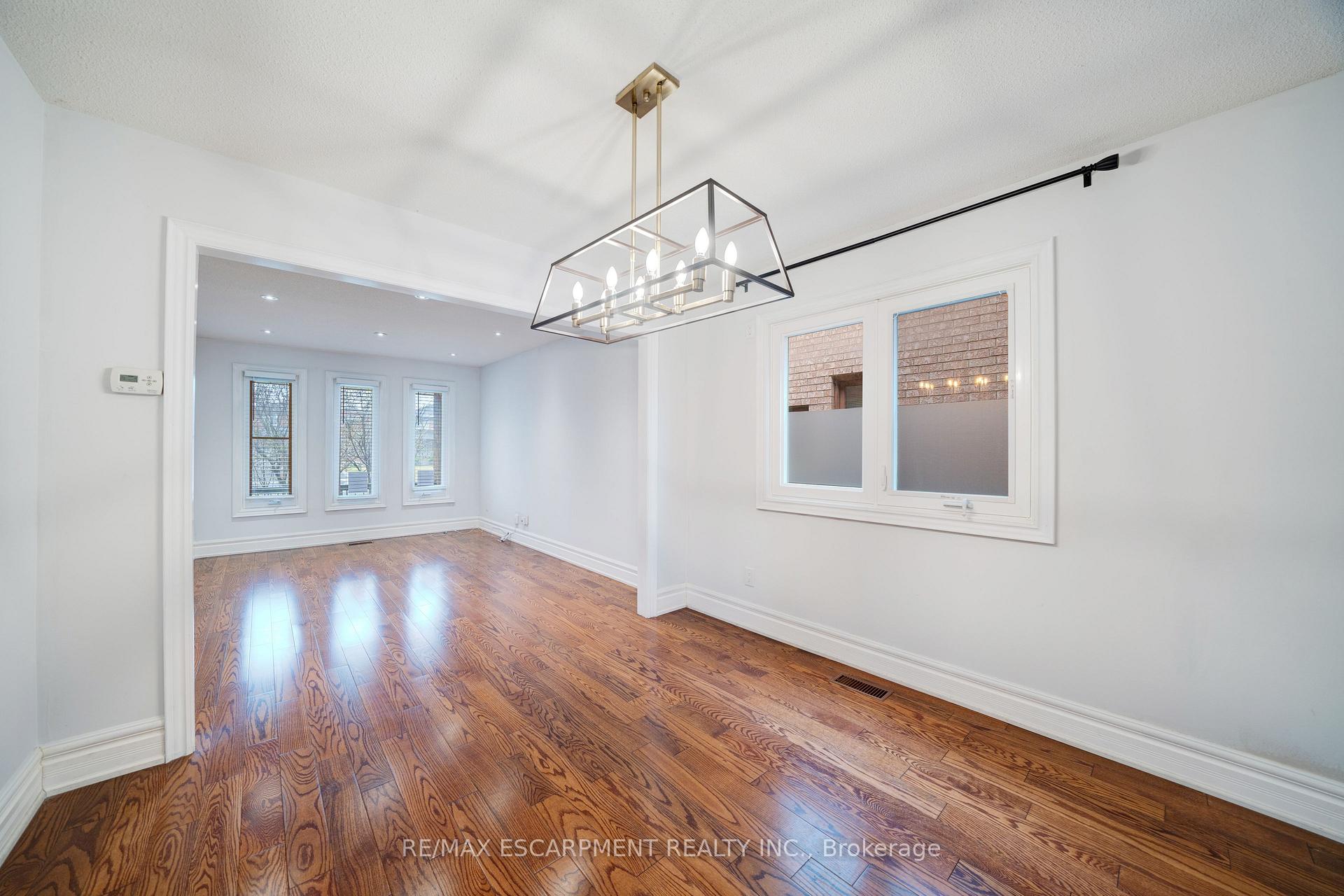 Photo 34 of 132 Belview Avenue, Vaughan, East Woodbridge — HOMEH
