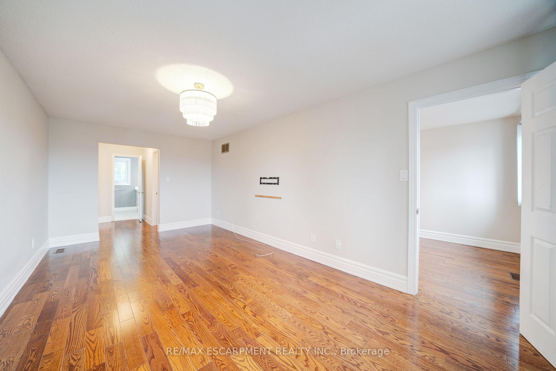 Photo 38 of 132 Belview Avenue, Vaughan, East Woodbridge — HOMEH
