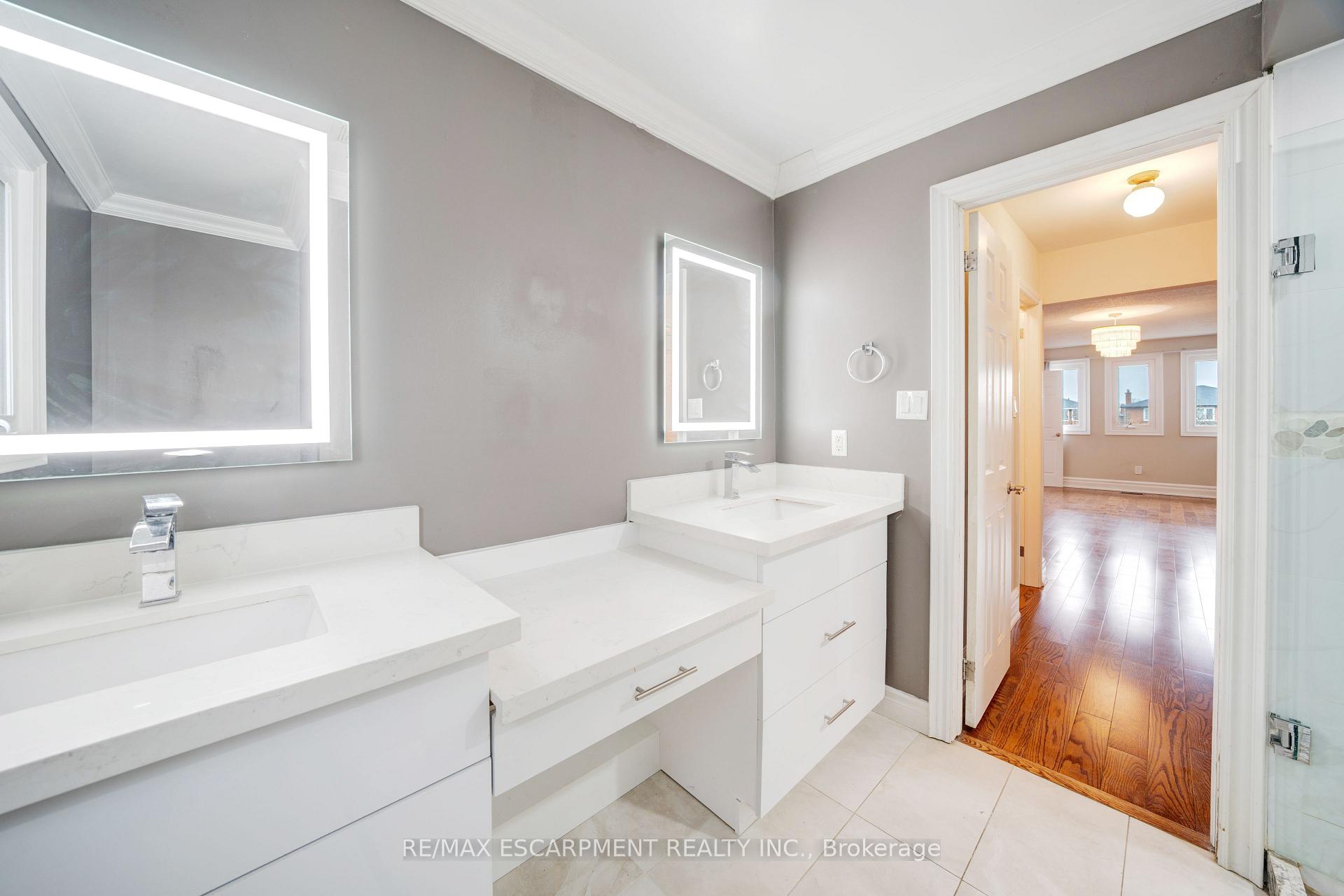 Photo 16 of 132 Belview Avenue, Vaughan, East Woodbridge — HOMEH