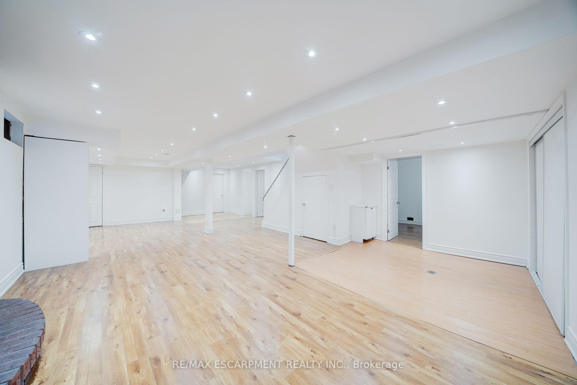 Photo 36 of 132 Belview Avenue, Vaughan, East Woodbridge — HOMEH