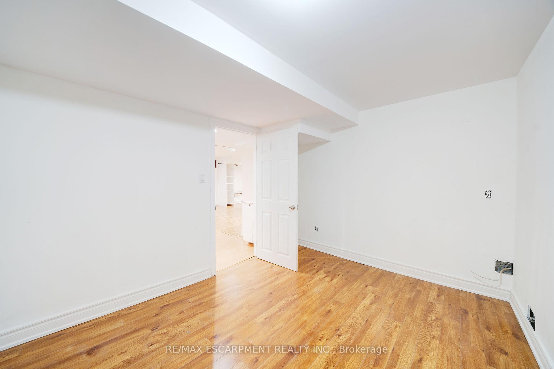 Photo 29 of 132 Belview Avenue, Vaughan, East Woodbridge — HOMEH