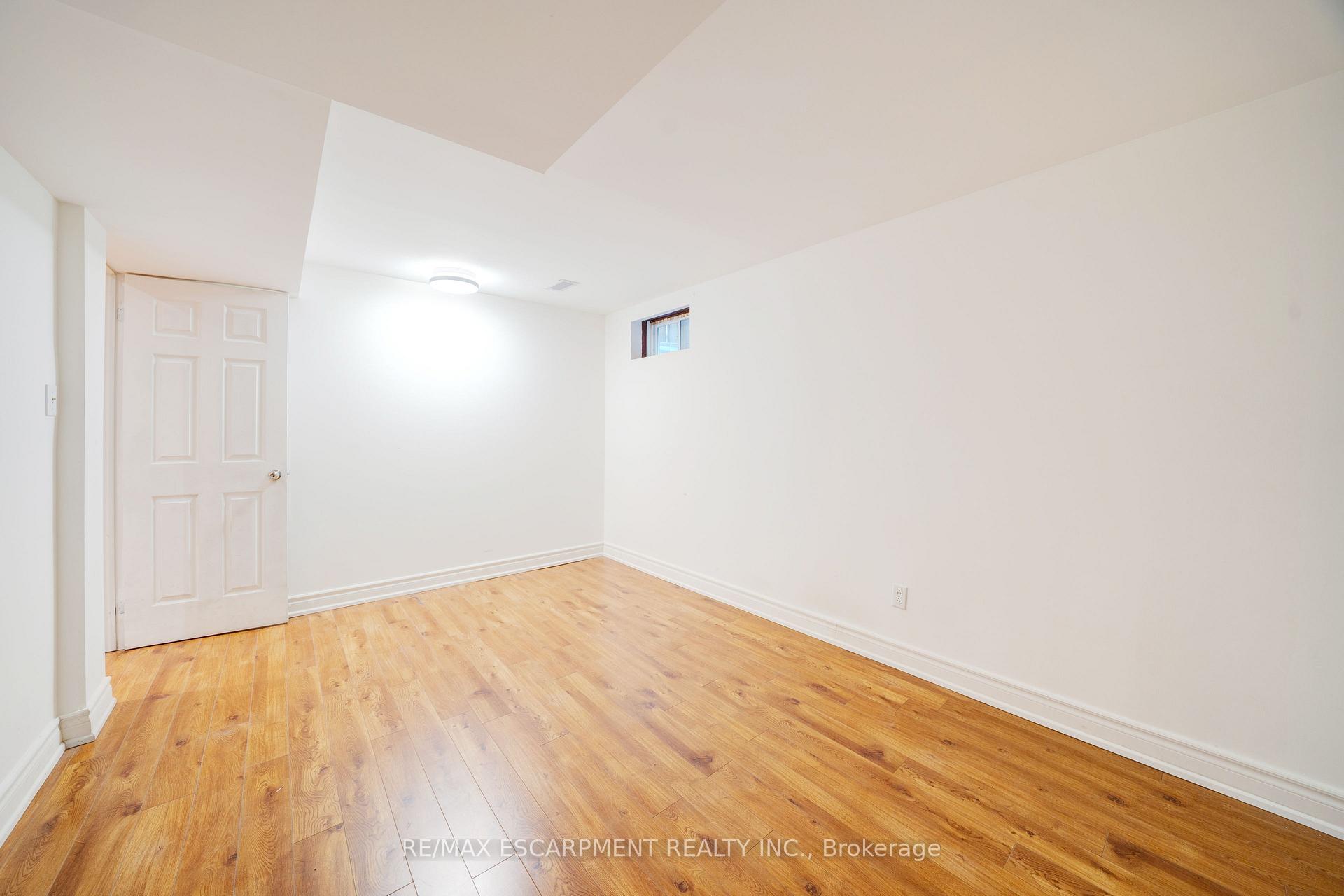 Photo 39 of 132 Belview Avenue, Vaughan, East Woodbridge — HOMEH