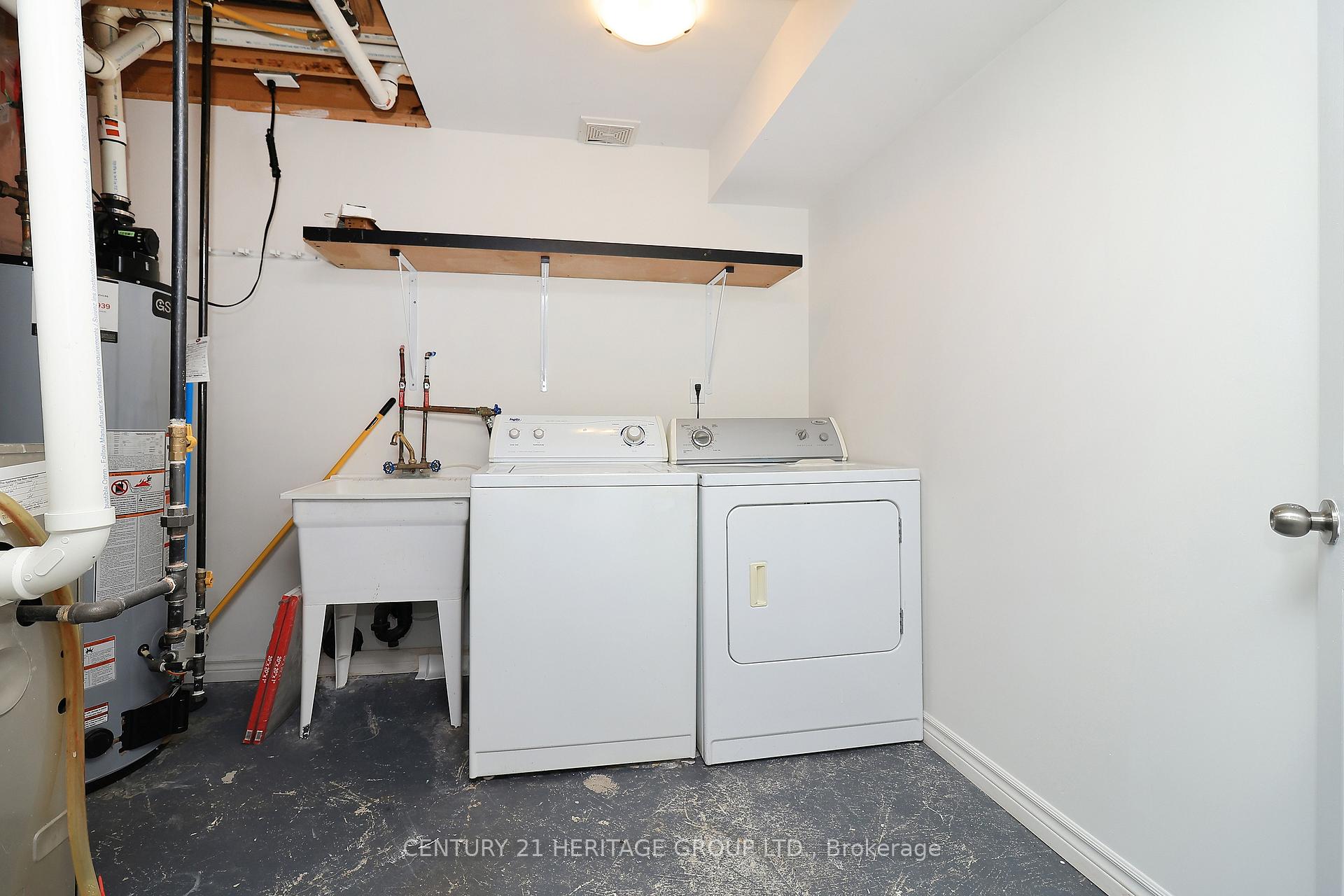 Photo 17 of 12 Telstar Way, Whitby, Brooklin — HOMEH