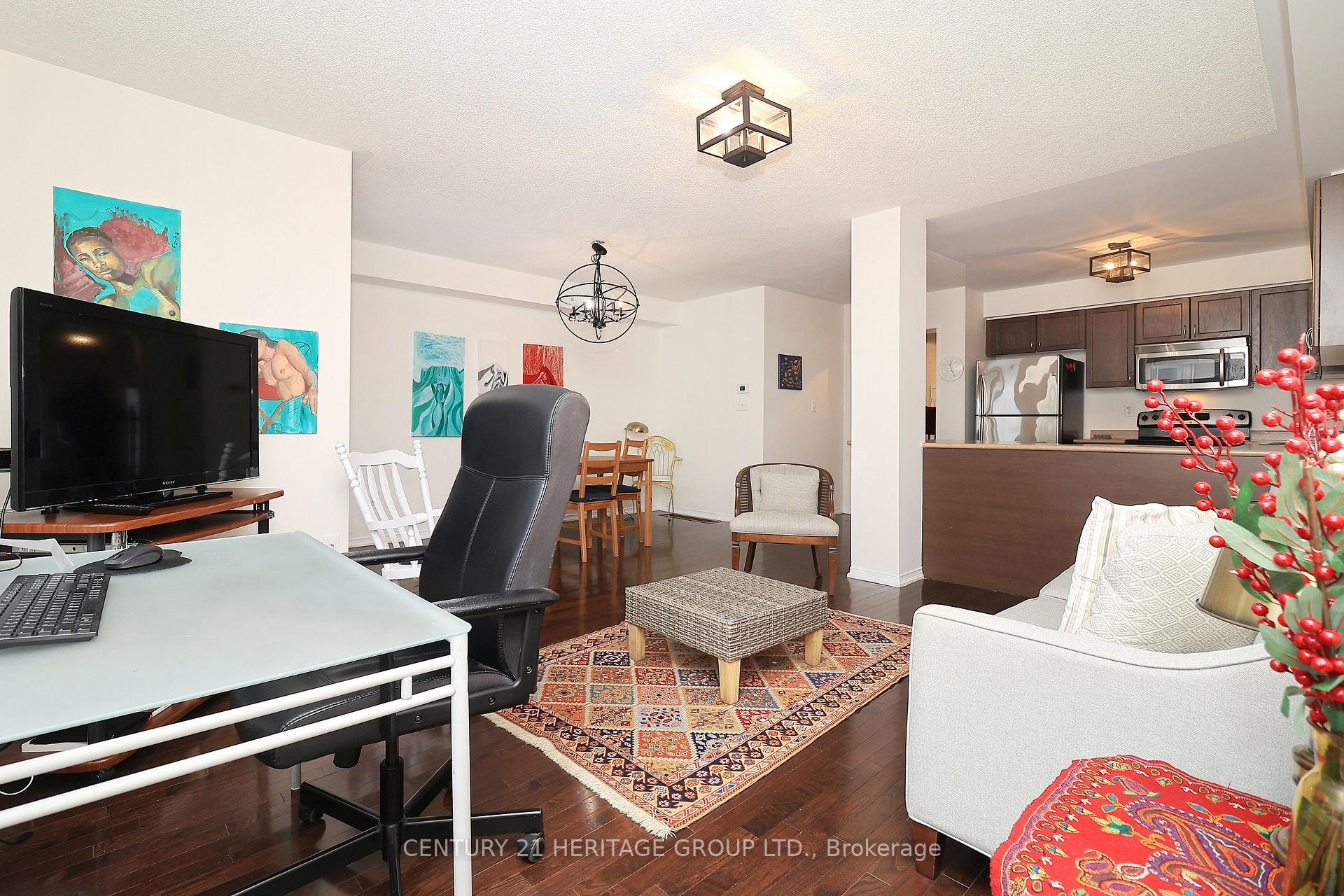 Photo 36 of 12 Telstar Way, Whitby, Brooklin — HOMEH
