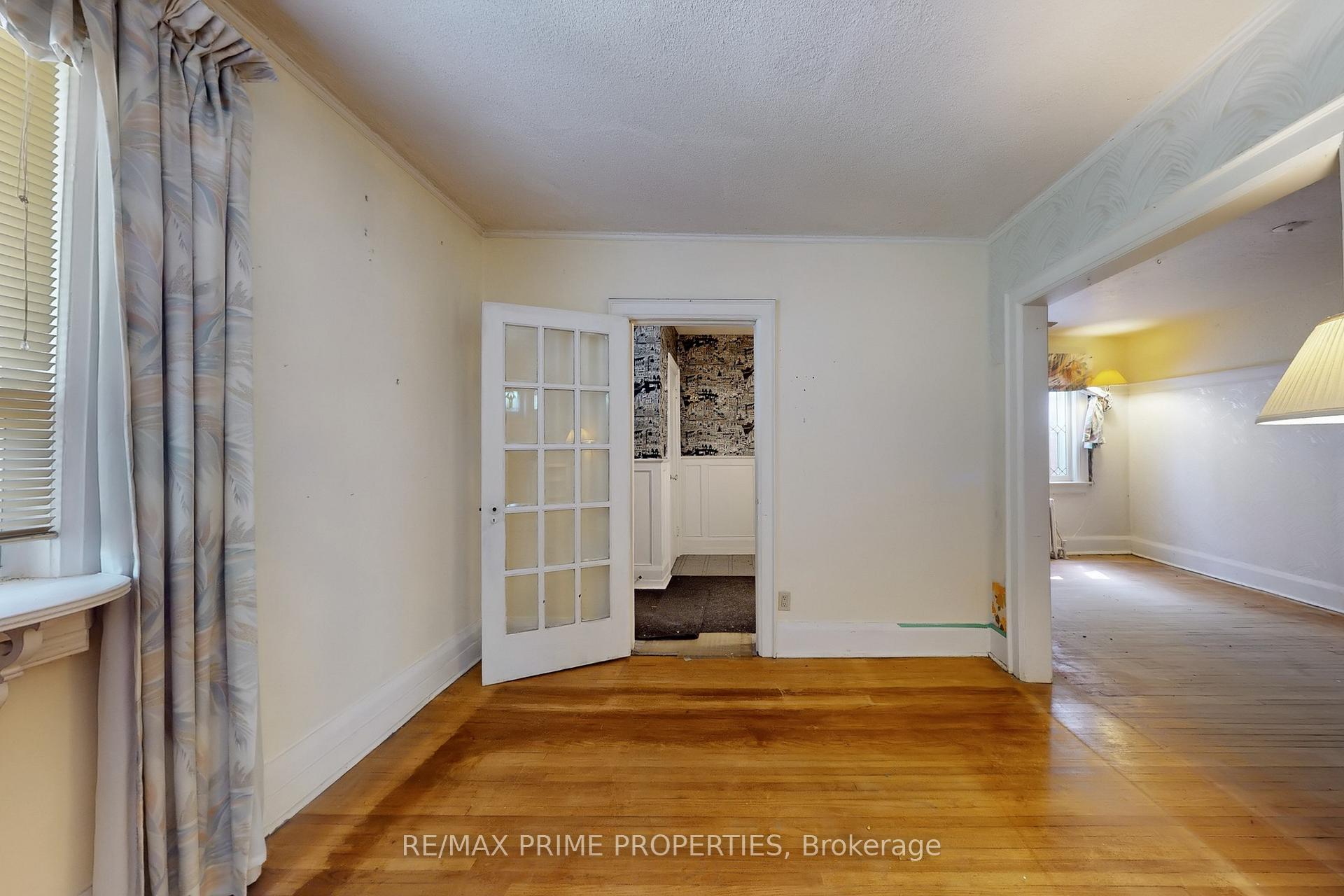Photo 30 of 1398 Pape Avenue, Toronto, Broadview North — HOMEH