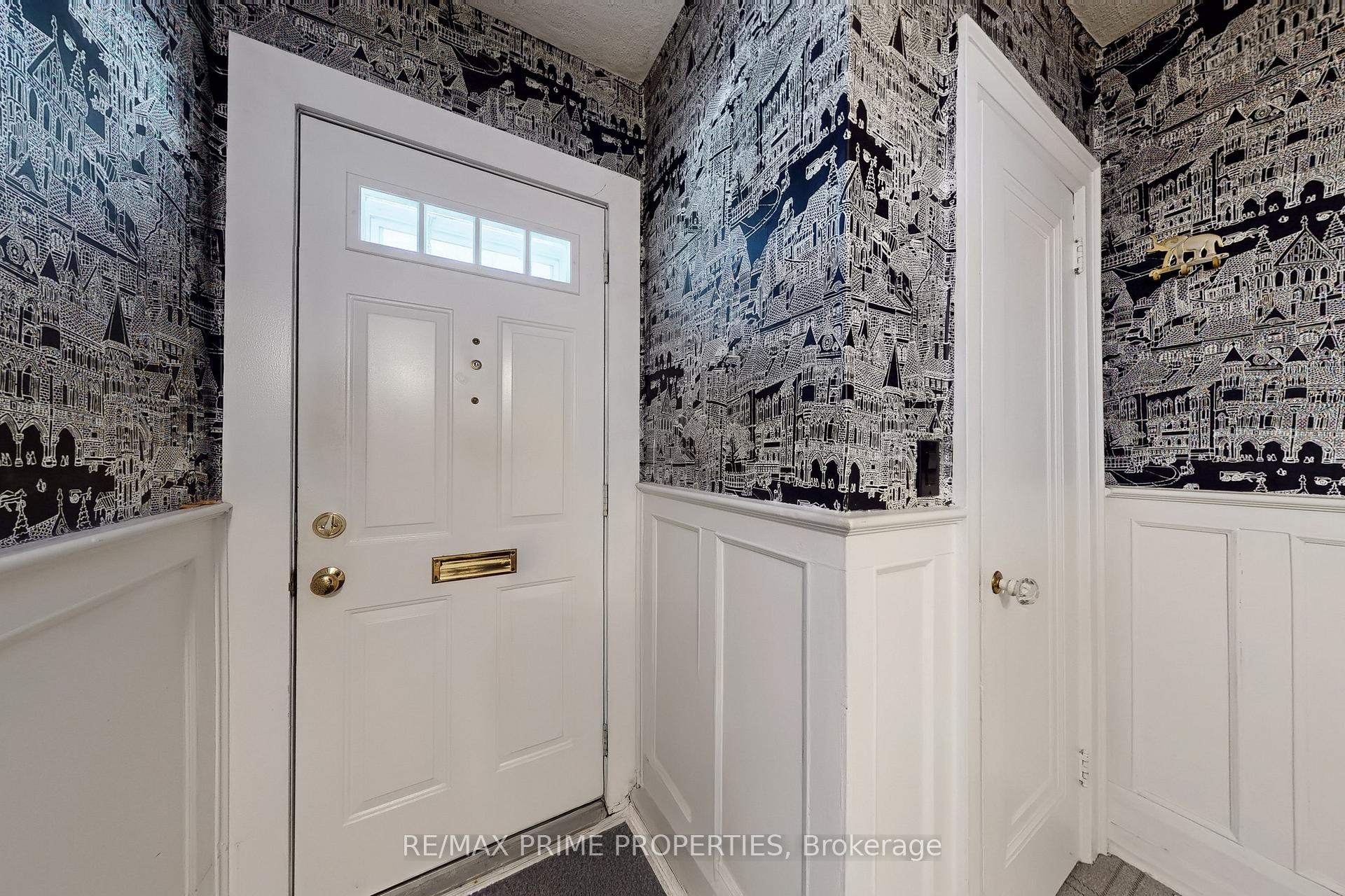 Photo 17 of 1398 Pape Avenue, Toronto, Broadview North — HOMEH