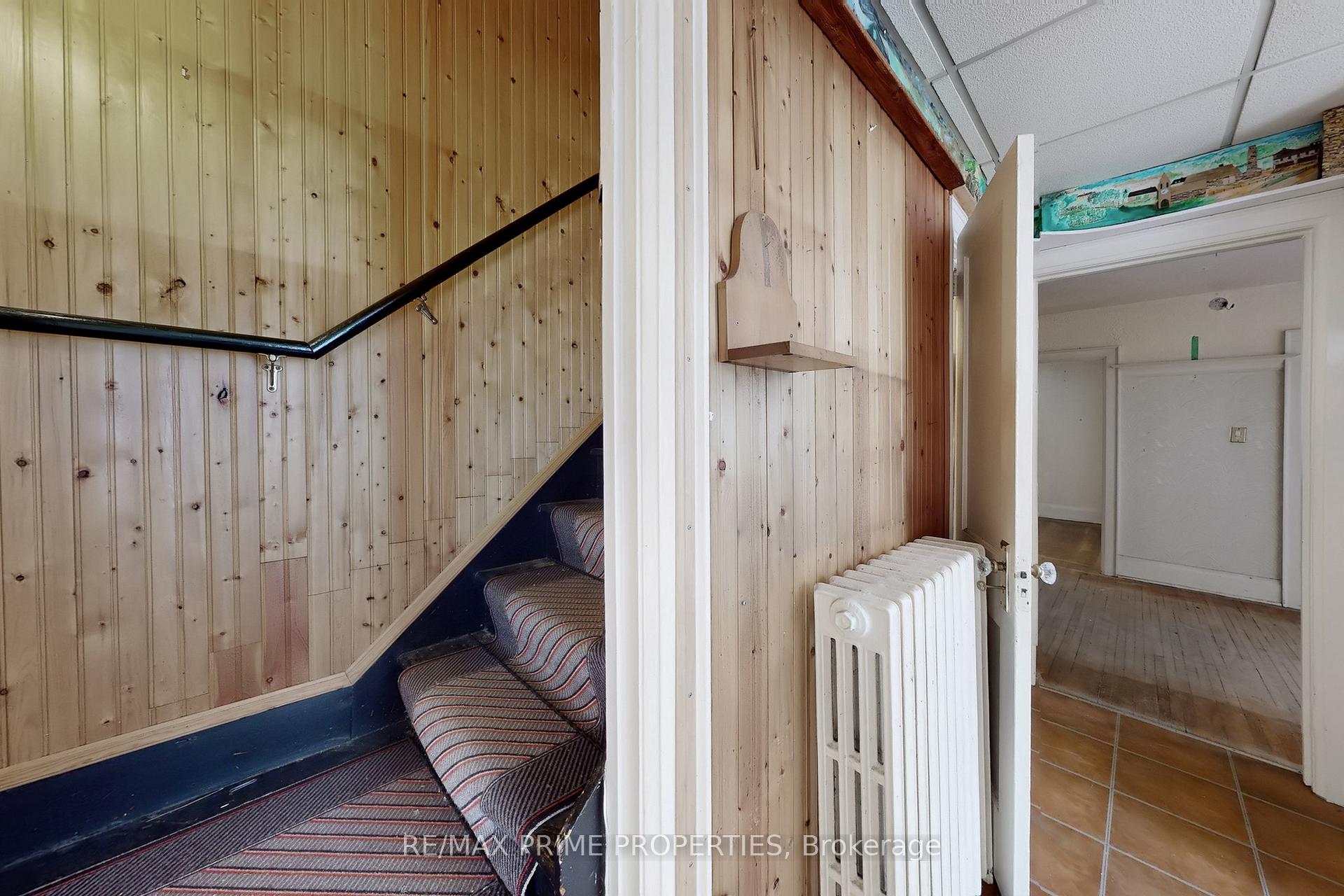 Photo 8 of 1398 Pape Avenue, Toronto, Broadview North — HOMEH