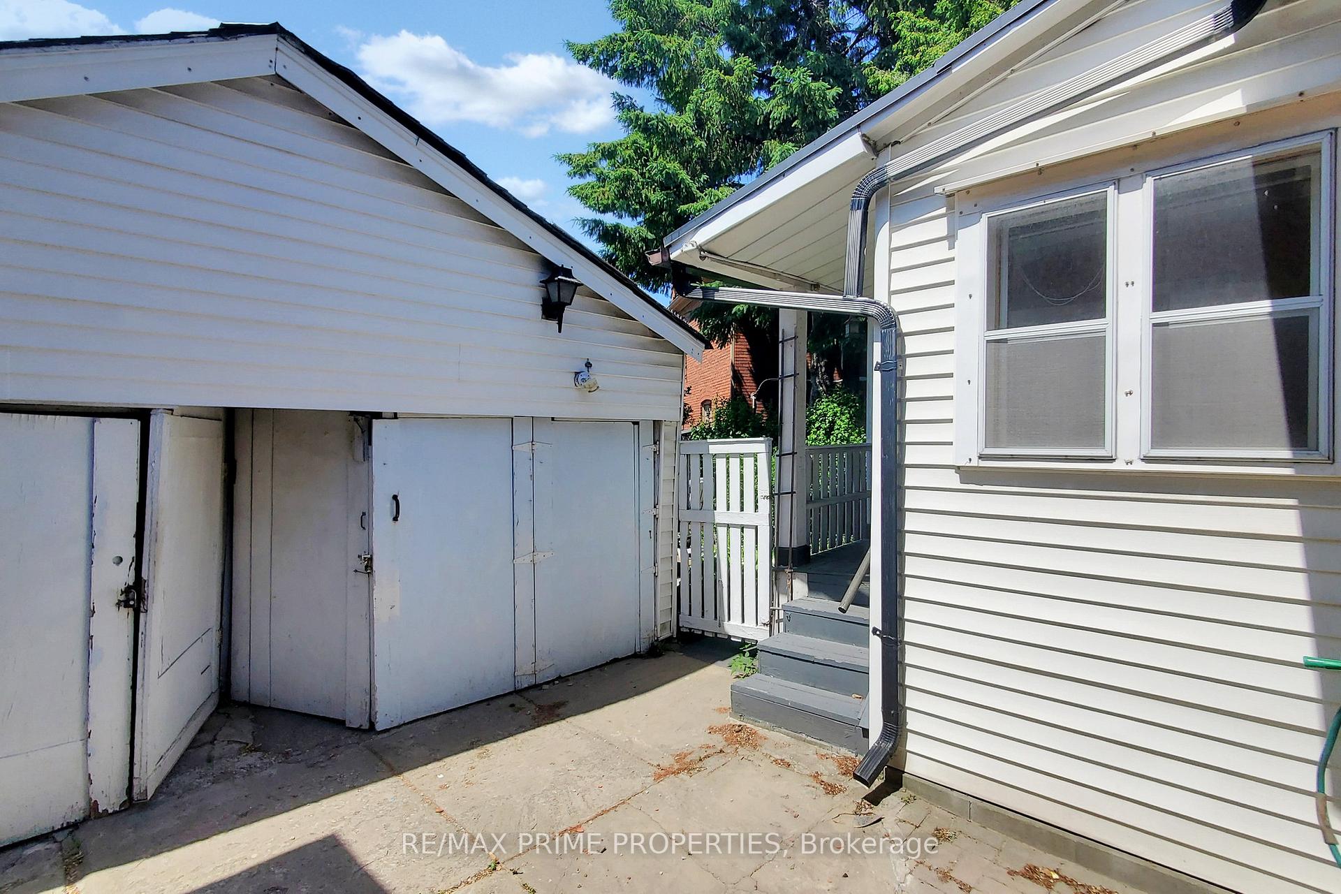 Photo 26 of 1398 Pape Avenue, Toronto, Broadview North — HOMEH