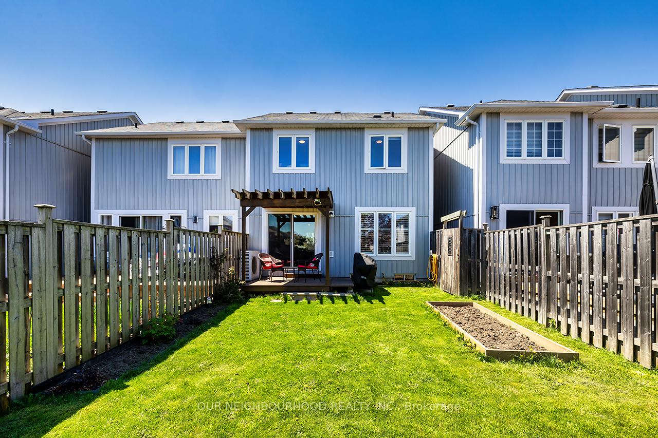 Photo 38 of 74 Shrewsbury Drive, Whitby, Brooklin — HOMEH
