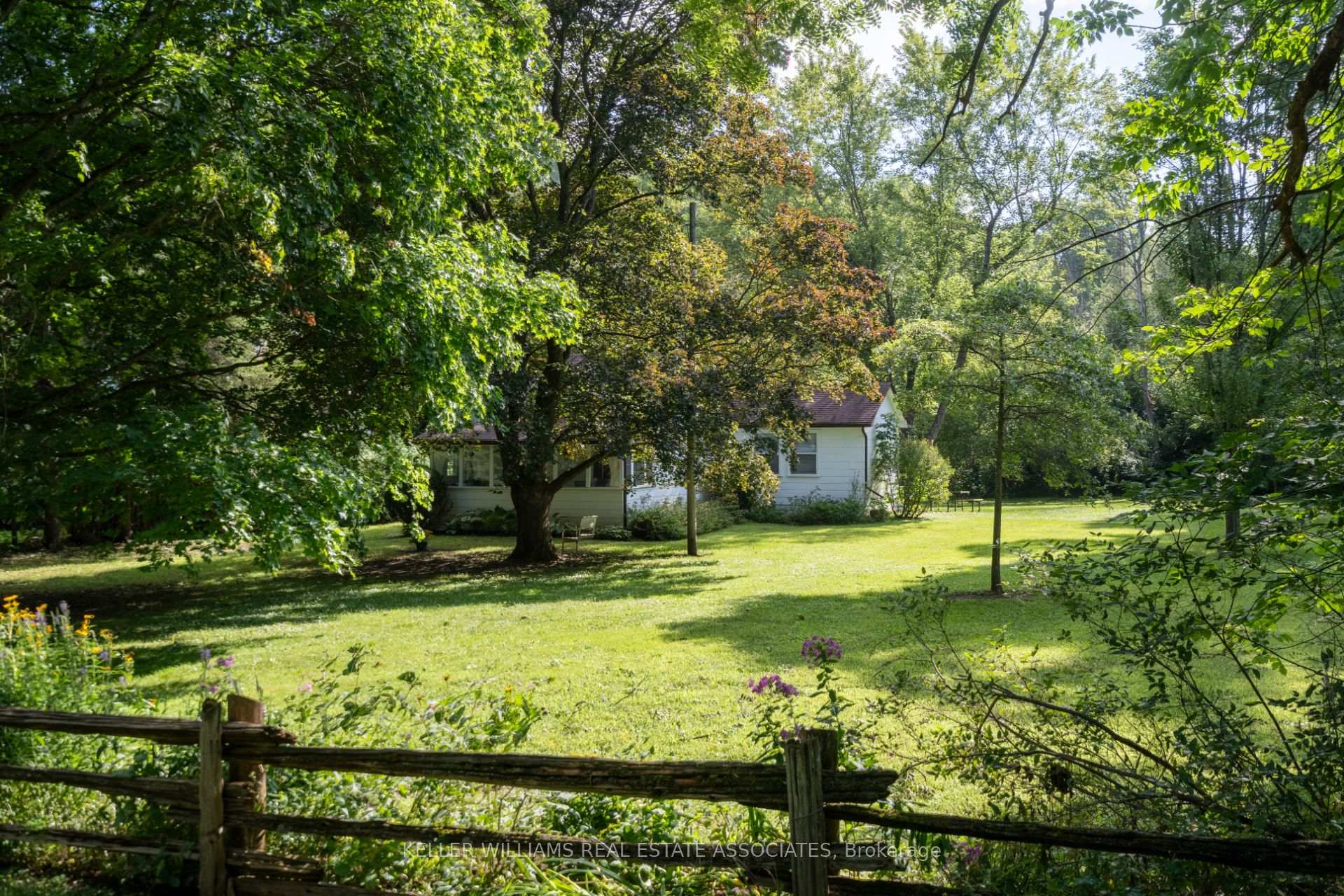 Photo 14 of 272 Dominion Street, Caledon, Rural Caledon — HOMEH