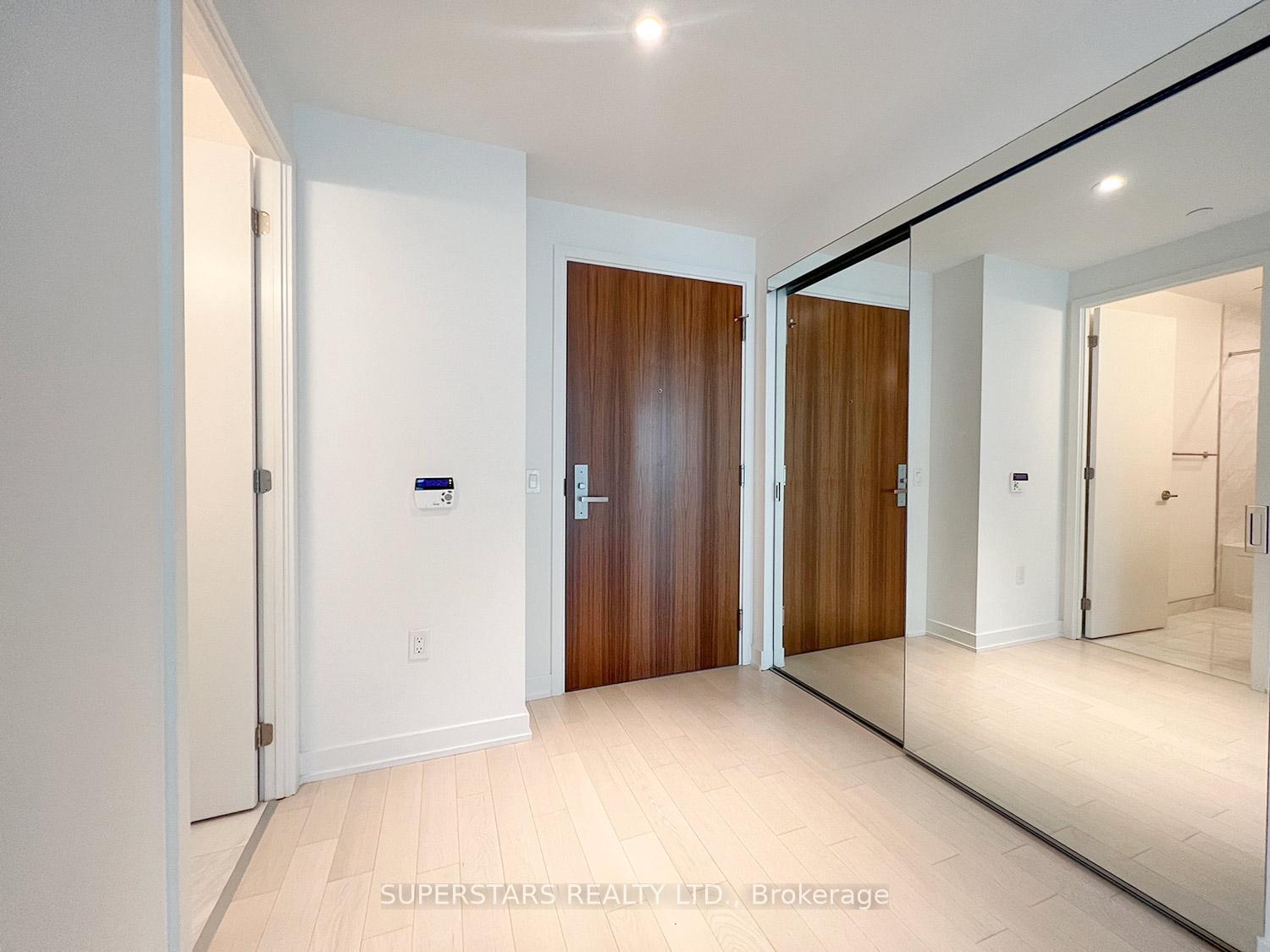 Photo 8 of Unit 410, 15 Queens Quay E, Toronto, Waterfront Communities — HOMEH