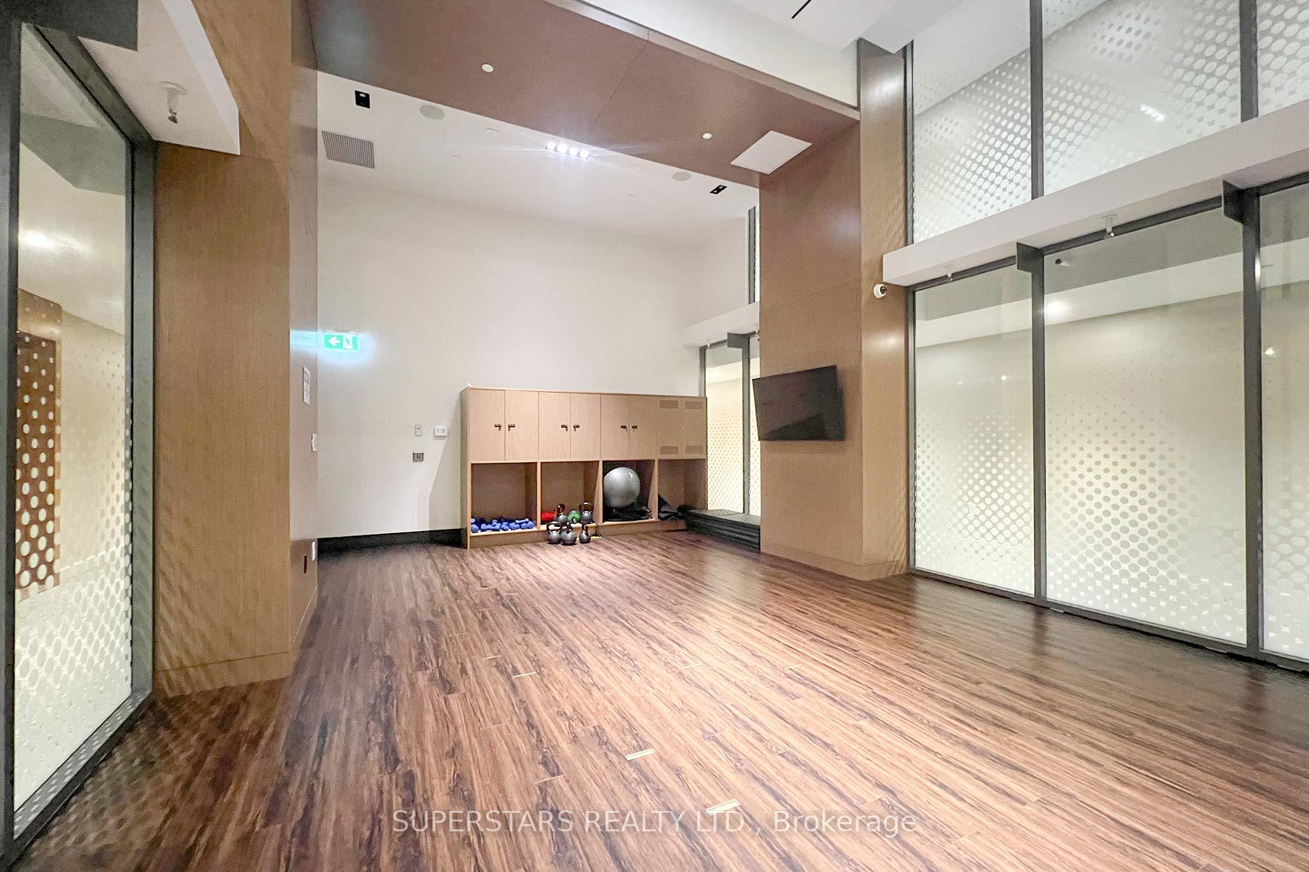Photo 6 of Unit 410, 15 Queens Quay E, Toronto, Waterfront Communities — HOMEH