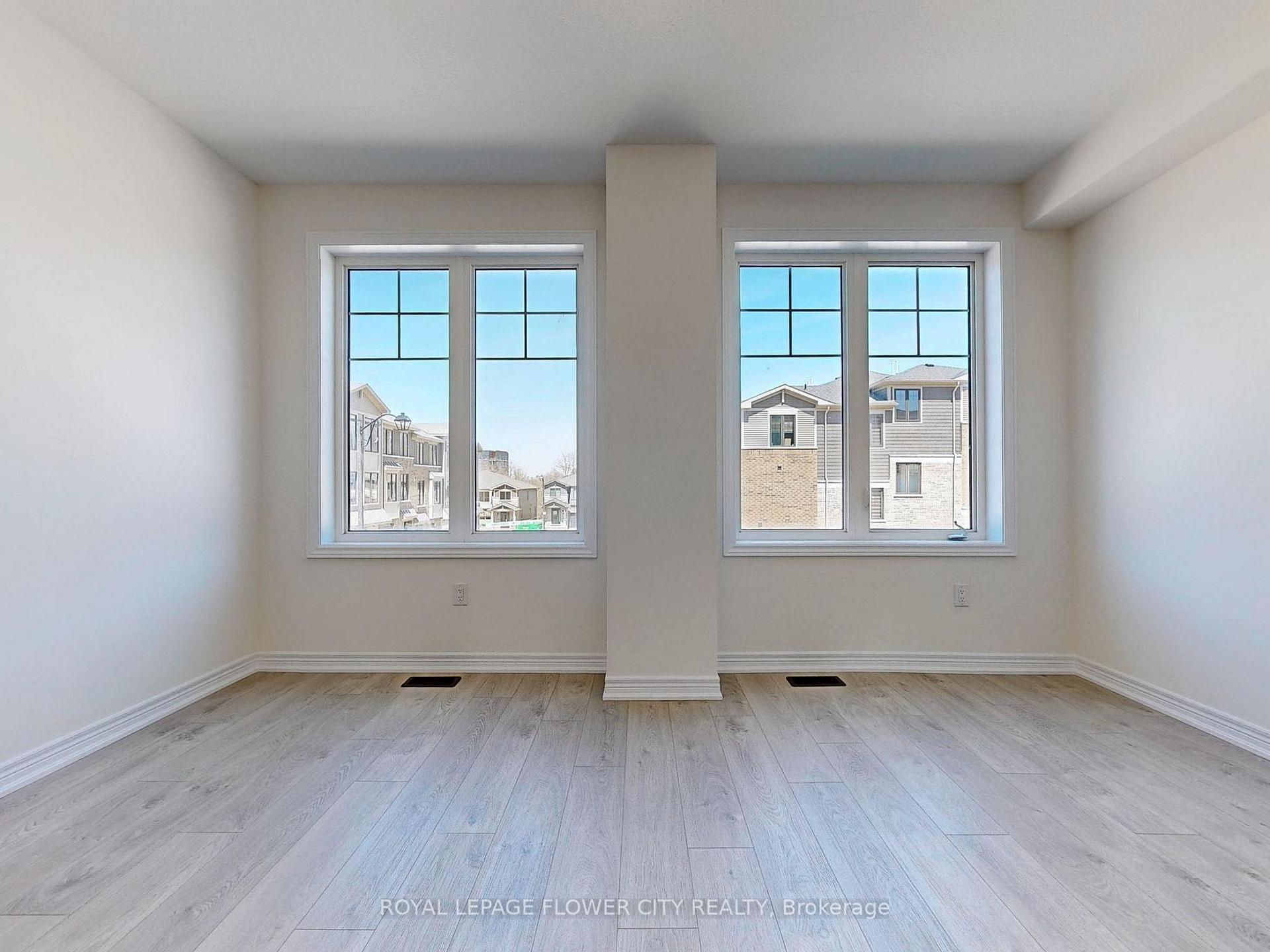 Photo 14 of Unit 106, 10 Birmingham Drive N, Cambridge — HOMEH