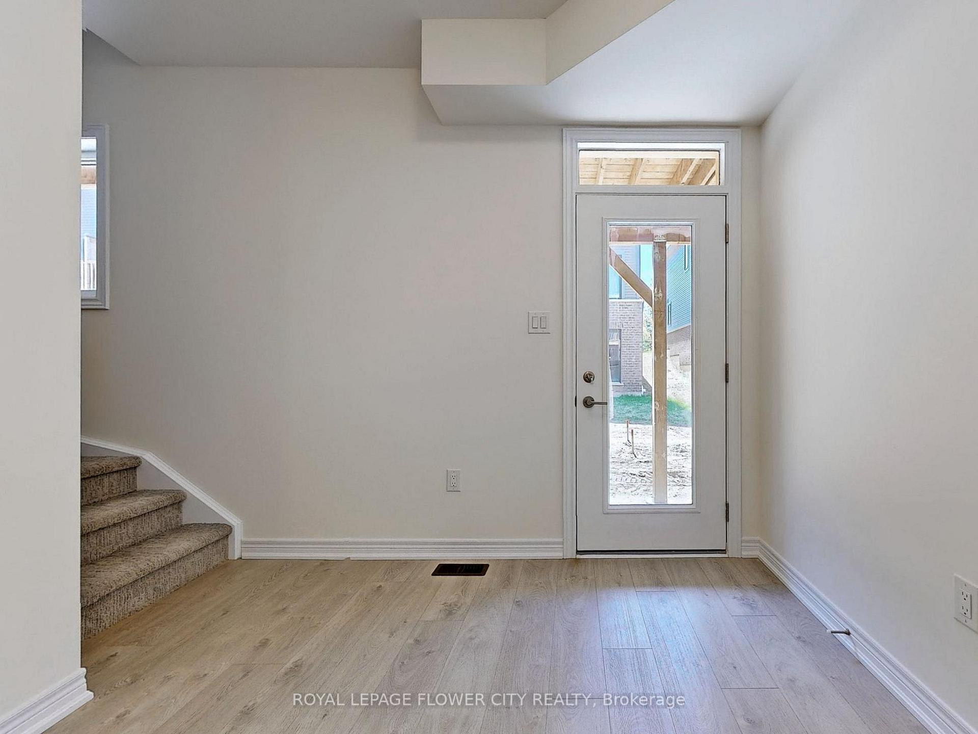 Photo 25 of Unit 106, 10 Birmingham Drive N, Cambridge — HOMEH