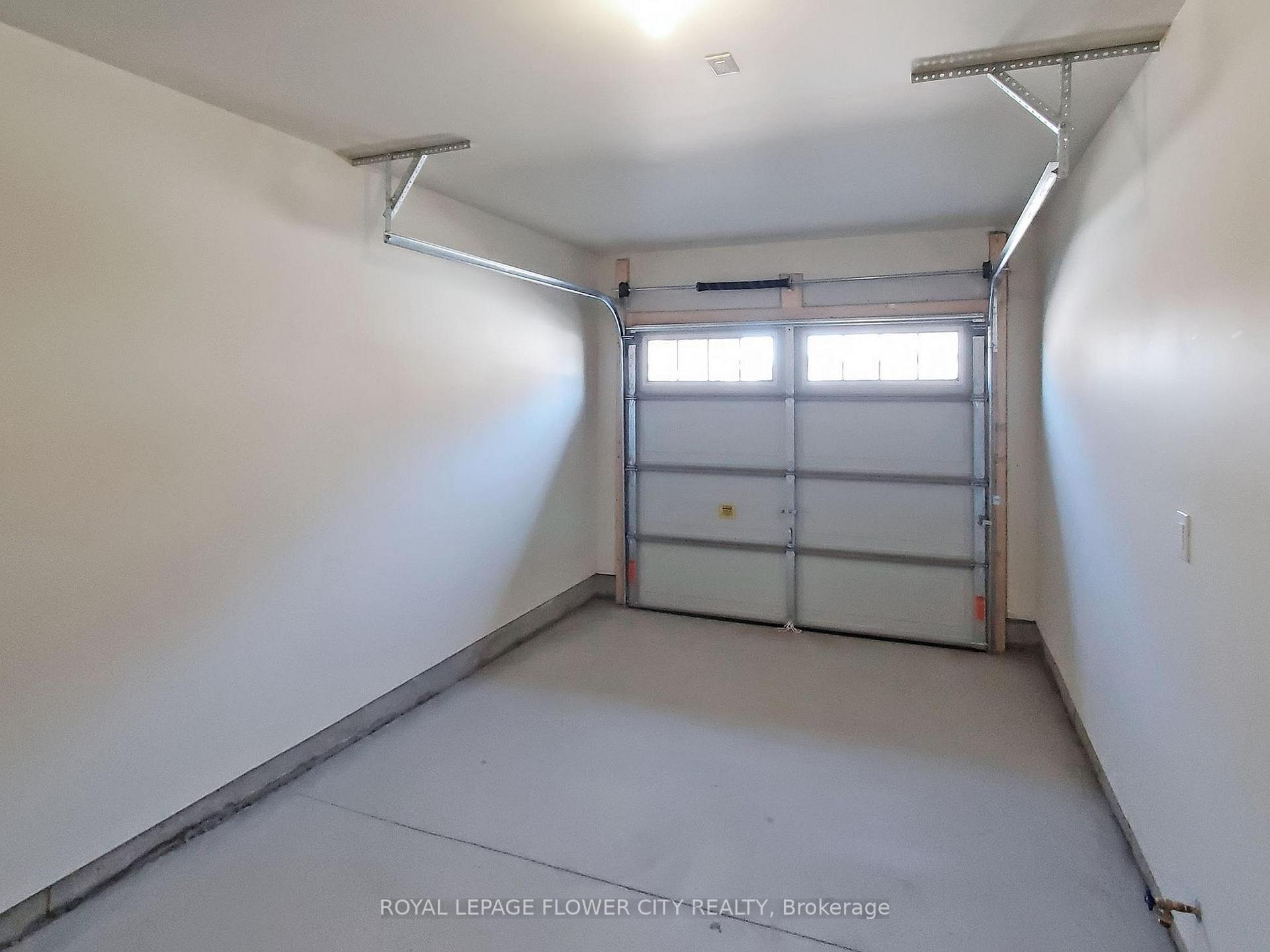 Photo 23 of Unit 106, 10 Birmingham Drive N, Cambridge — HOMEH