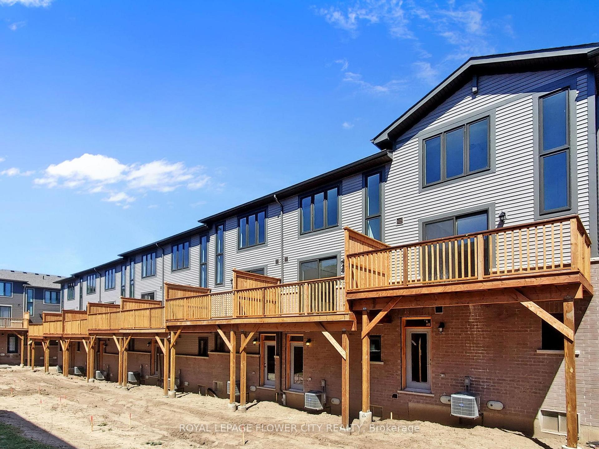Photo 27 of Unit 106, 10 Birmingham Drive N, Cambridge — HOMEH