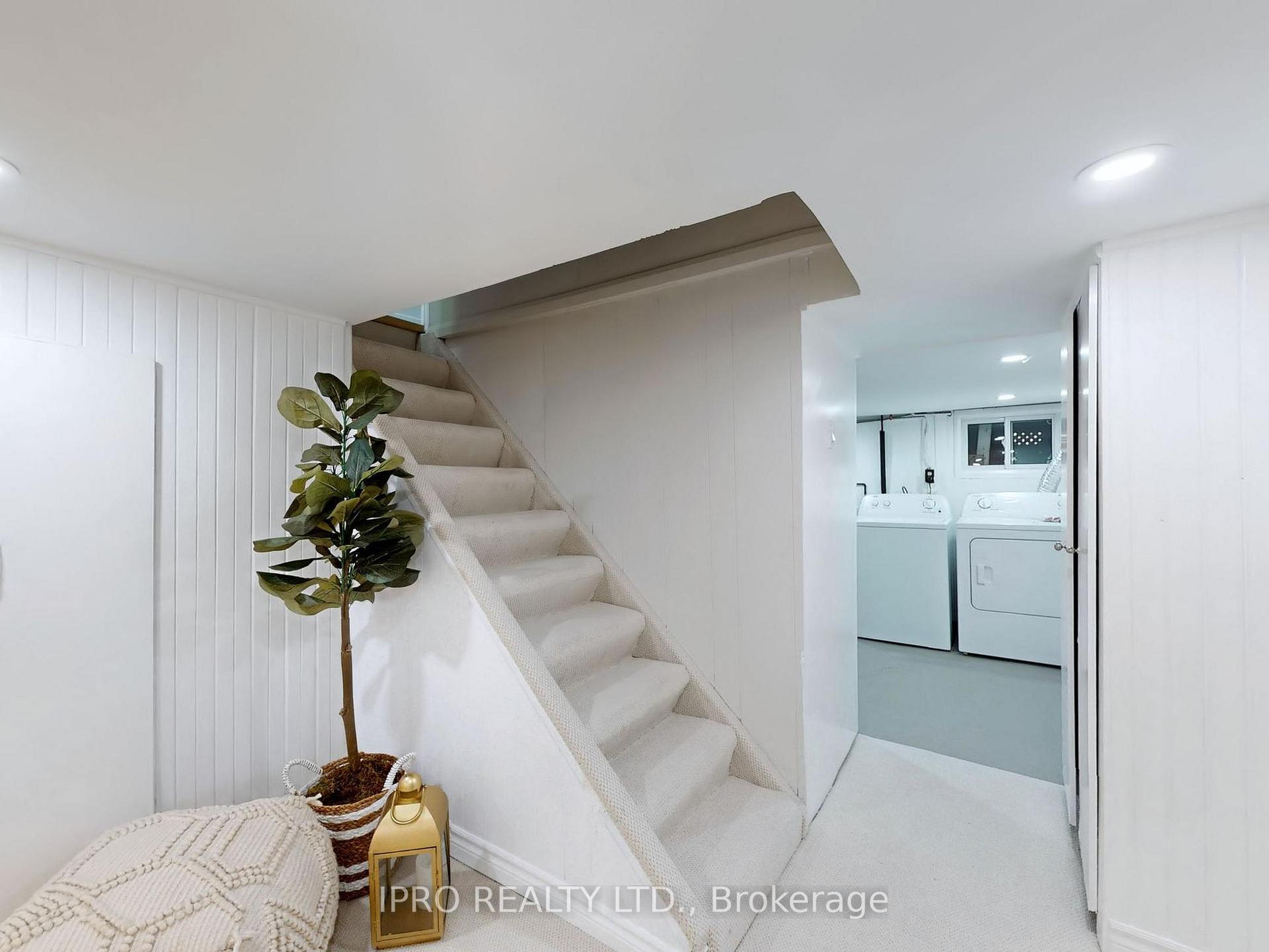 Photo 22 of 179 Chisholm Avenue, Toronto, Woodbine-Lumsden — HOMEH
