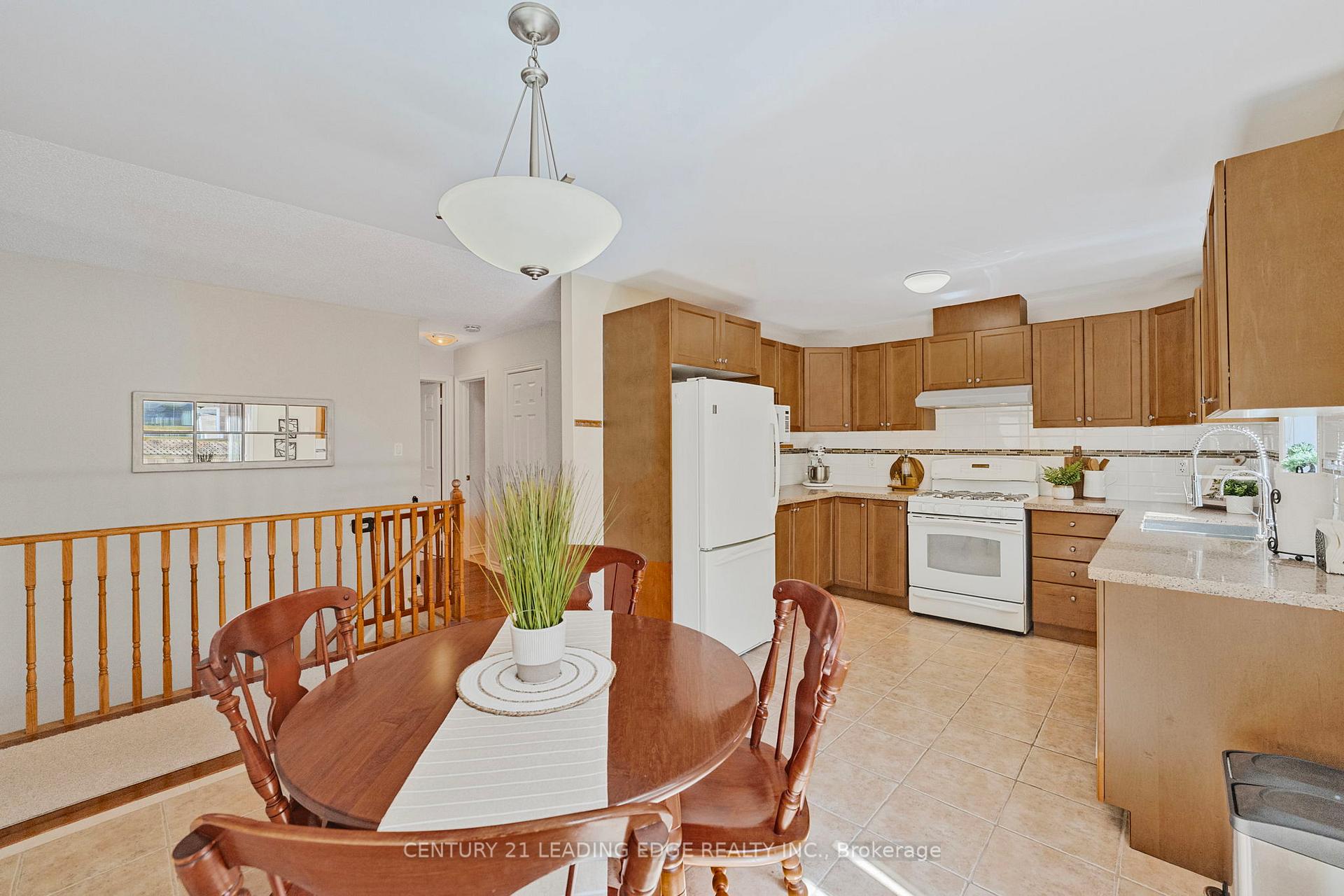 Photo 26 of 8 Norm Goodspeed Drive, Uxbridge — HOMEH
