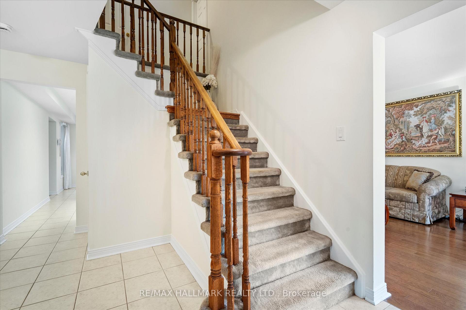 Photo 17 of 83 Lipton Crescent, Whitby, Pringle Creek — HOMEH