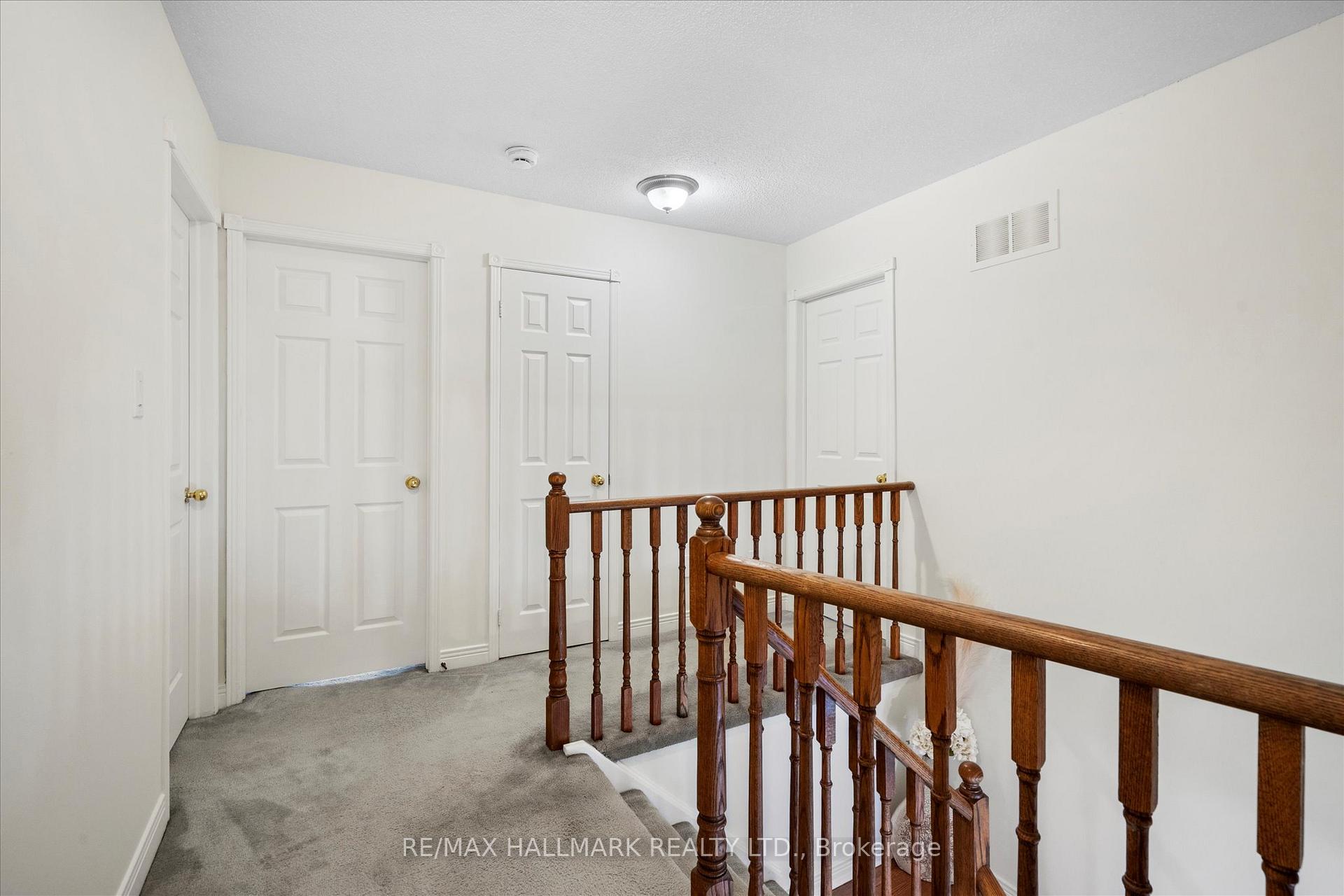 Photo 18 of 83 Lipton Crescent, Whitby, Pringle Creek — HOMEH