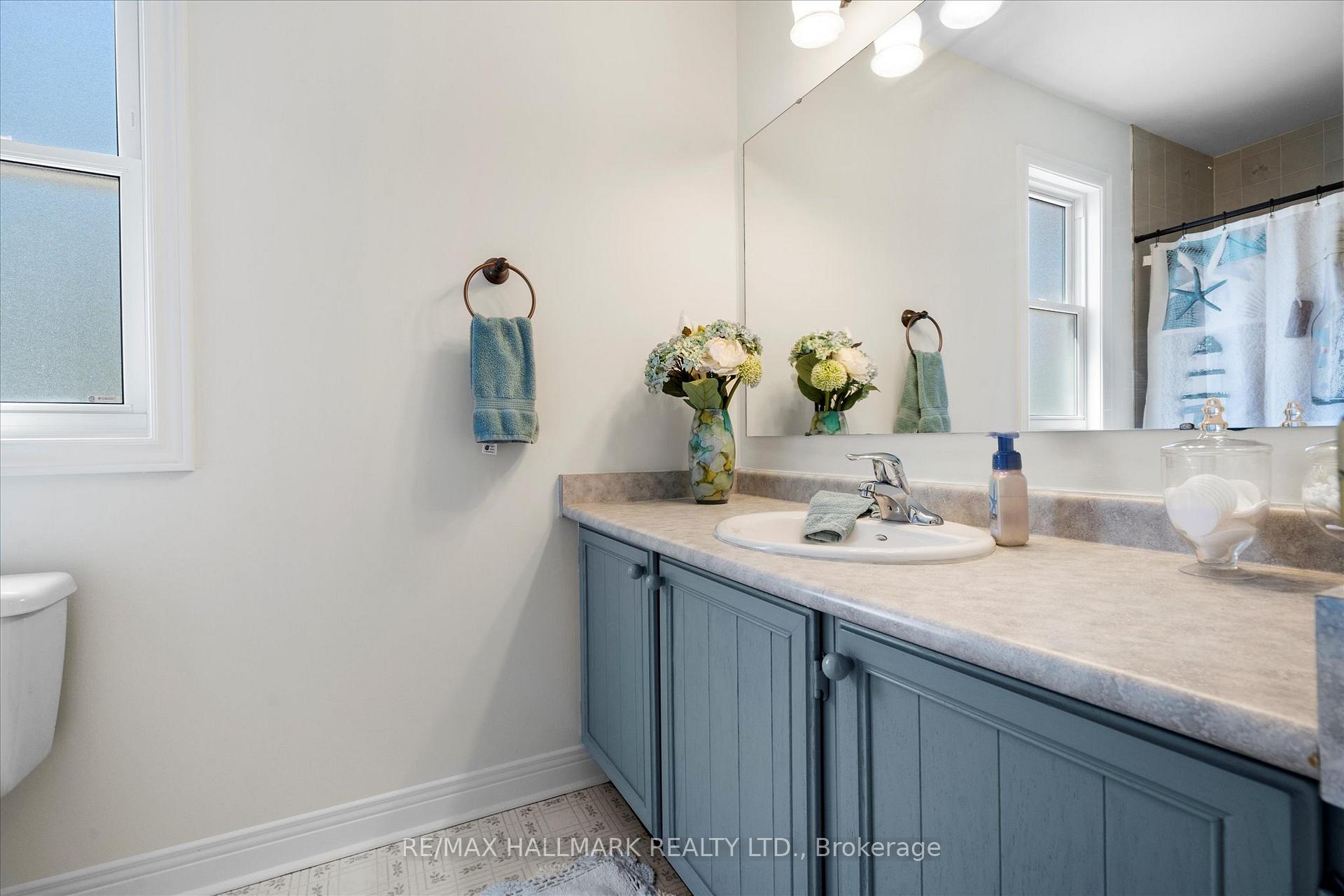 Photo 25 of 83 Lipton Crescent, Whitby, Pringle Creek — HOMEH