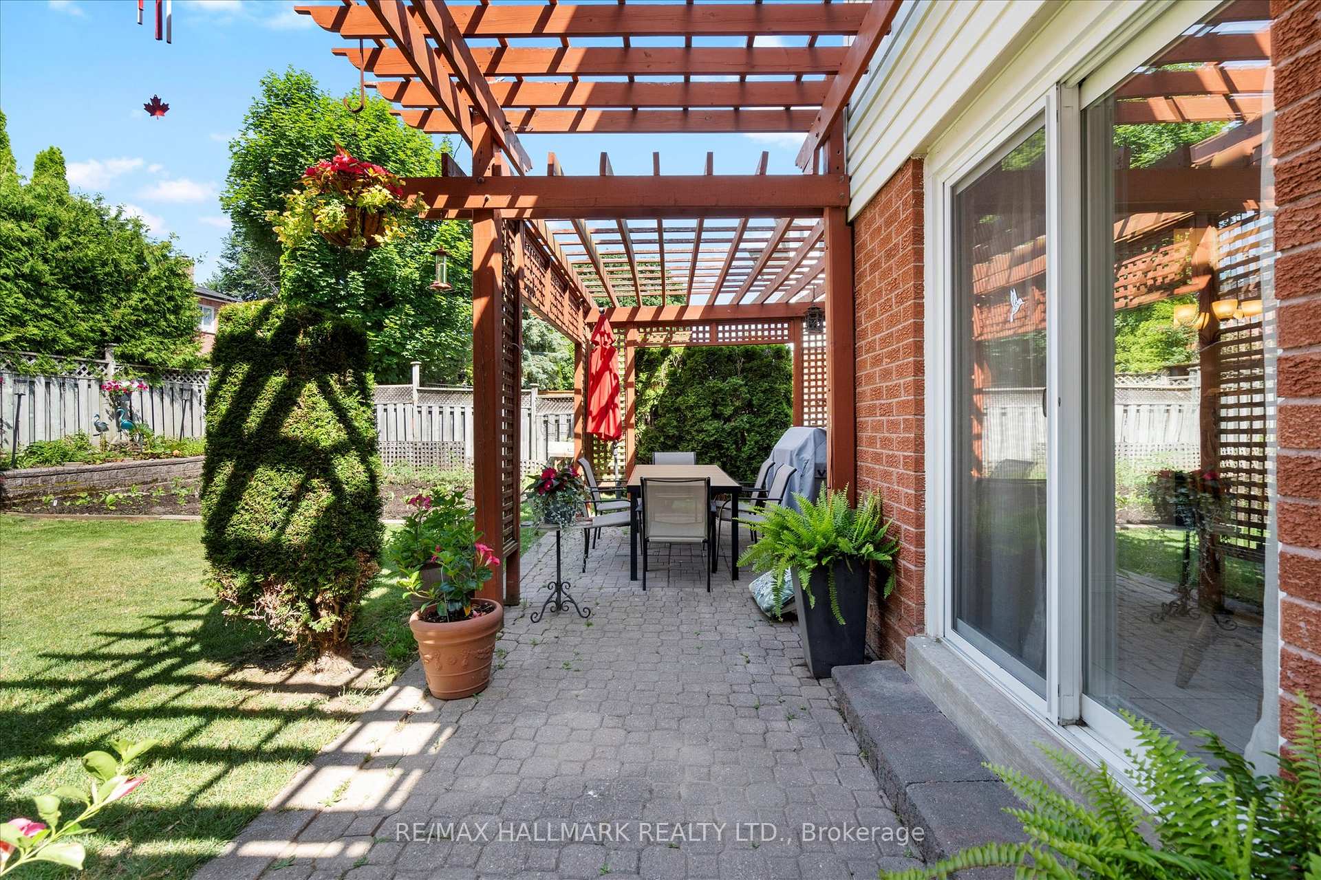 Photo 39 of 83 Lipton Crescent, Whitby, Pringle Creek — HOMEH