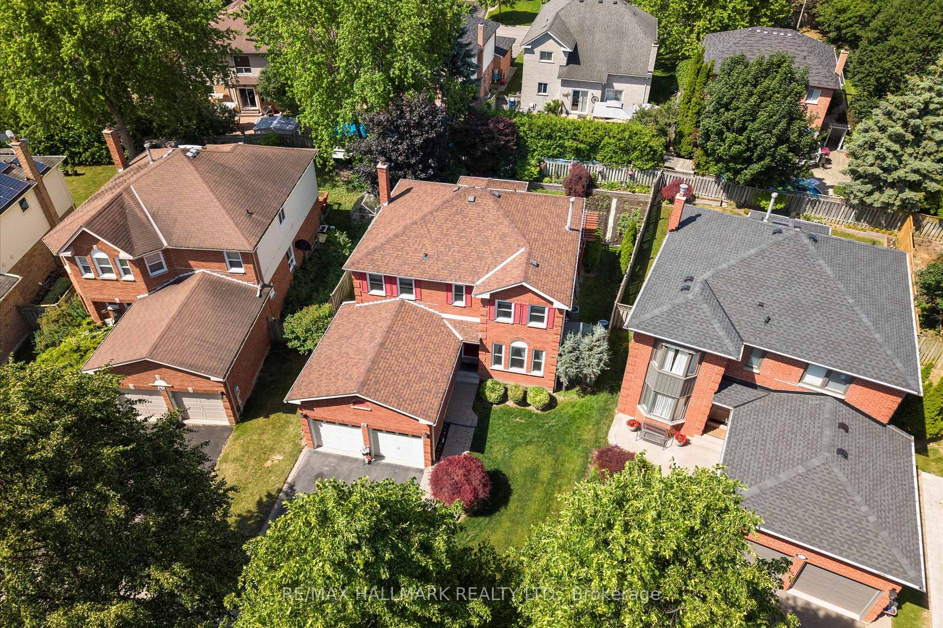 Photo 49 of 83 Lipton Crescent, Whitby, Pringle Creek — HOMEH