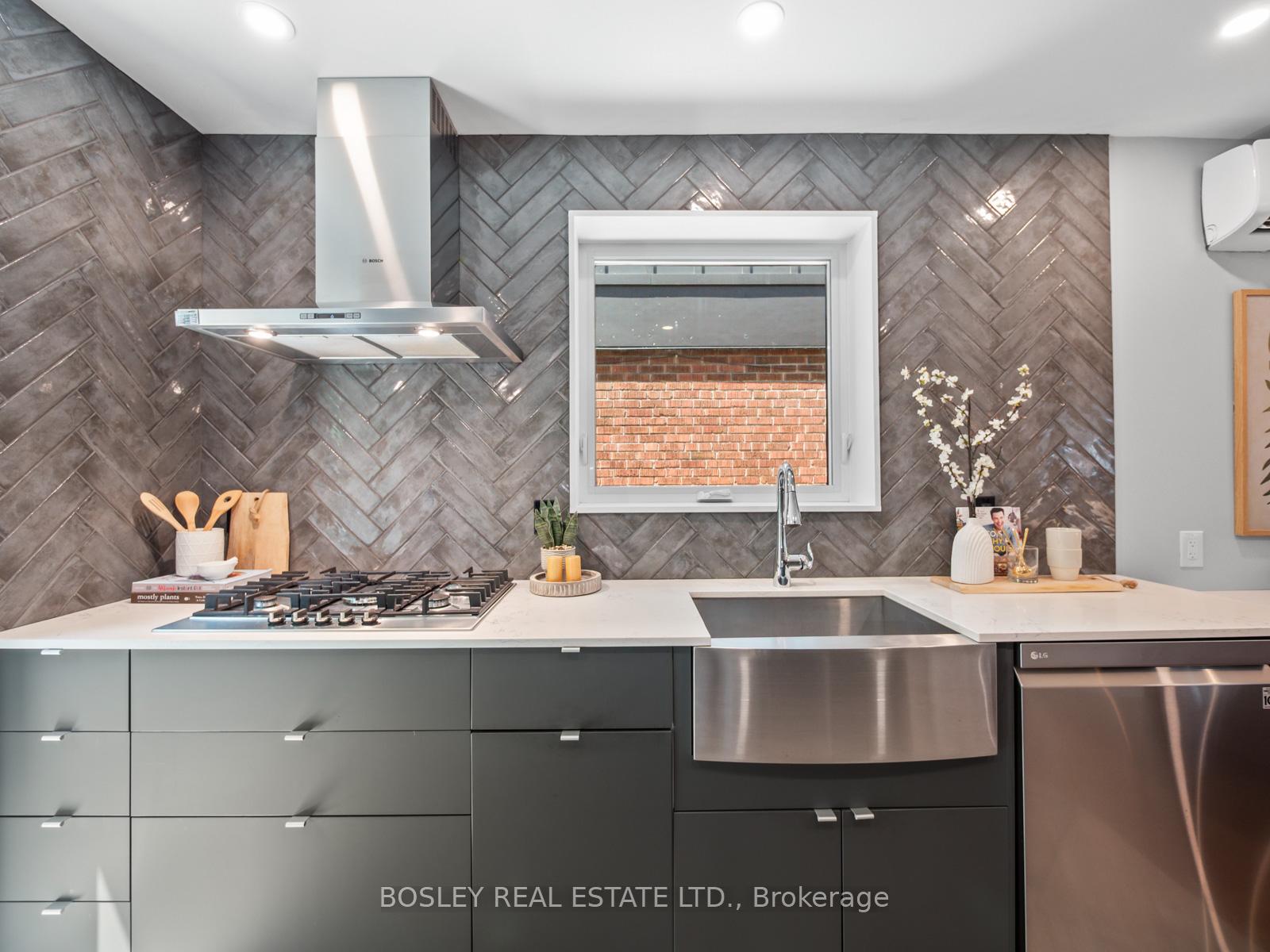 Photo 17 of 60 Glenside Avenue, Toronto, Greenwood-Coxwell — HOMEH