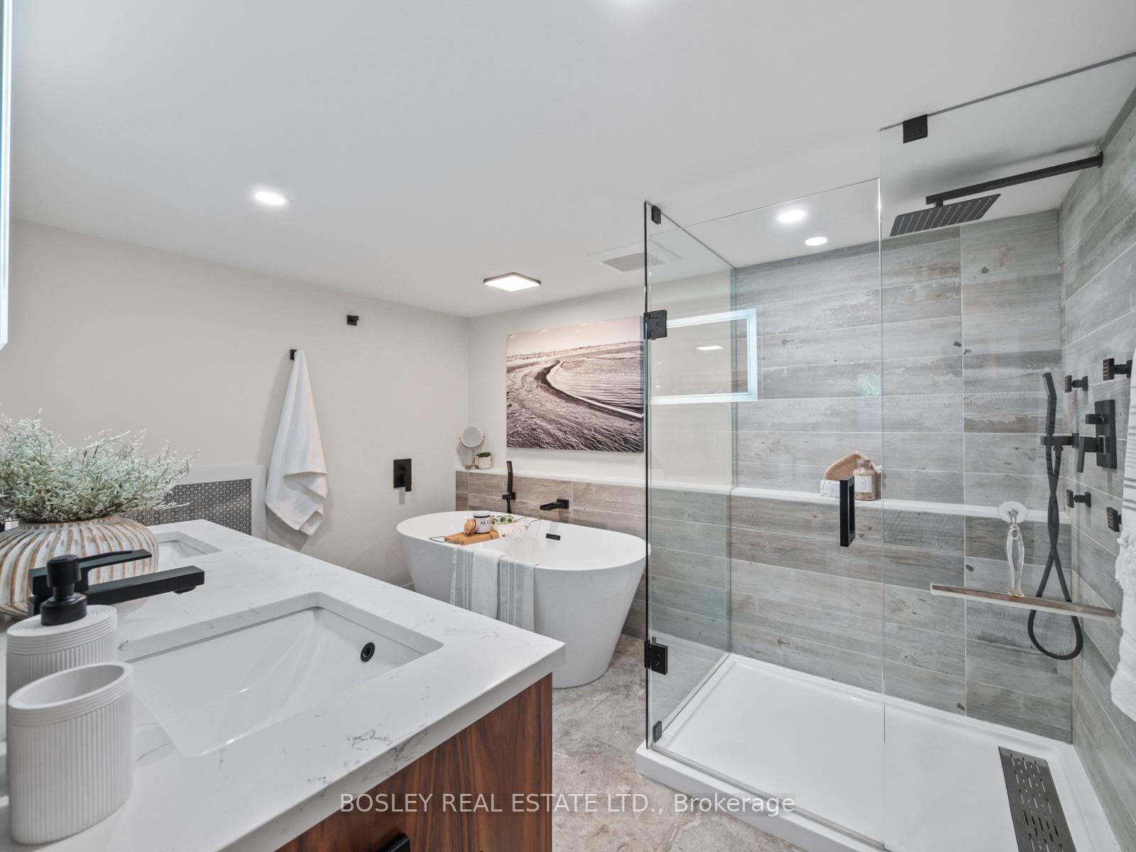 Photo 35 of 60 Glenside Avenue, Toronto, Greenwood-Coxwell — HOMEH
