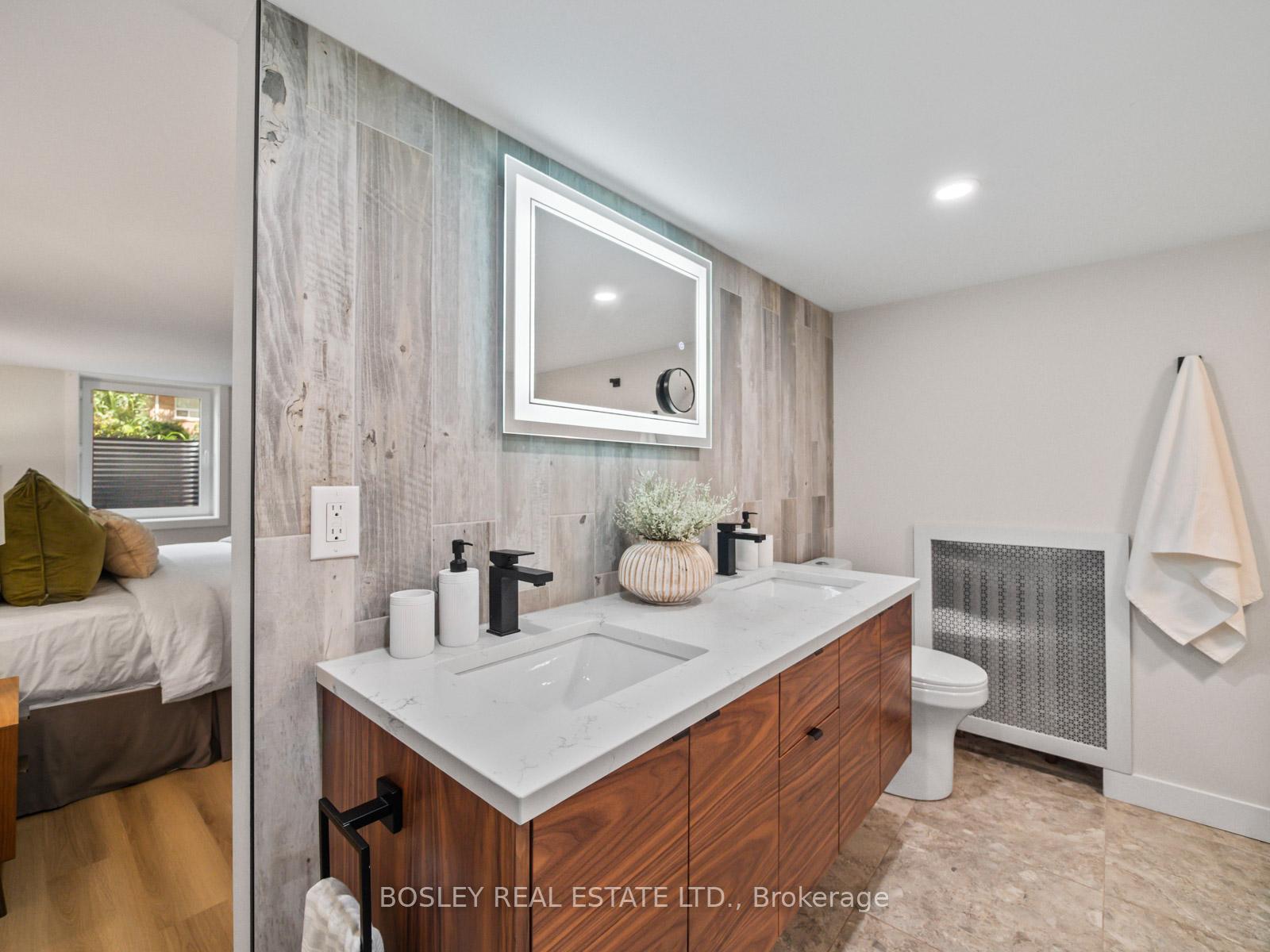 Photo 38 of 60 Glenside Avenue, Toronto, Greenwood-Coxwell — HOMEH