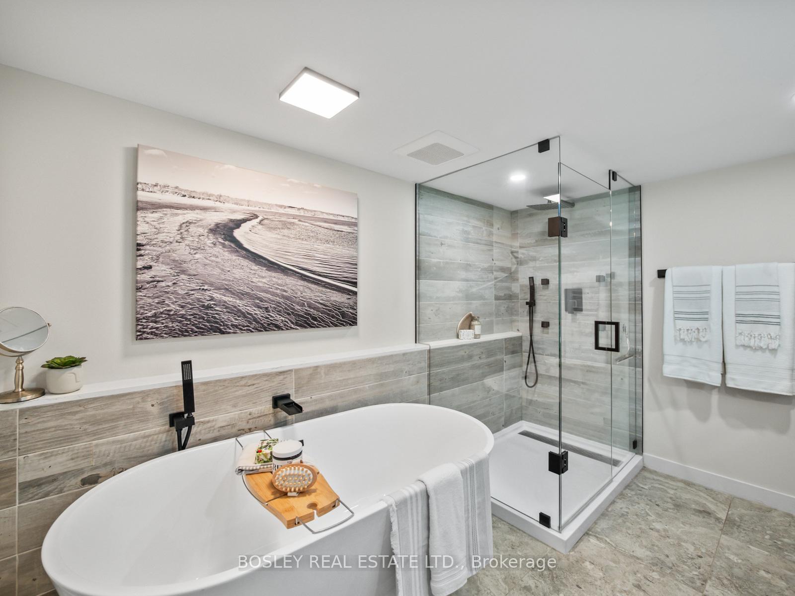 Photo 39 of 60 Glenside Avenue, Toronto, Greenwood-Coxwell — HOMEH