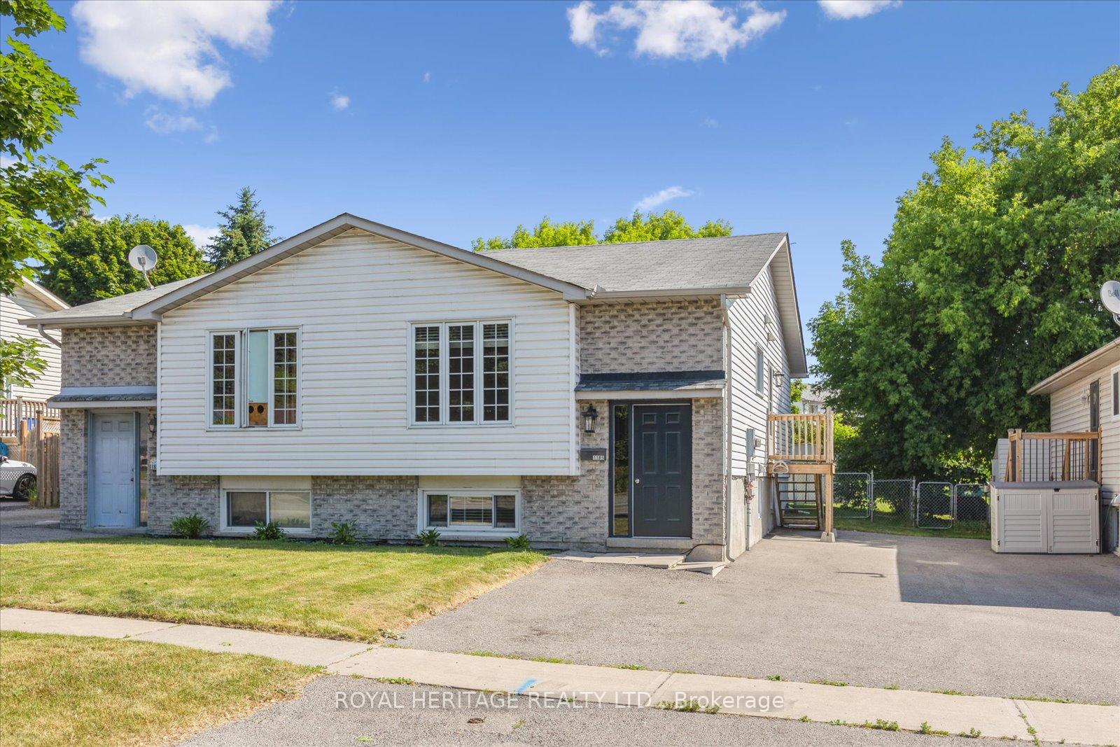 Front of 1185 Simcoe Street S