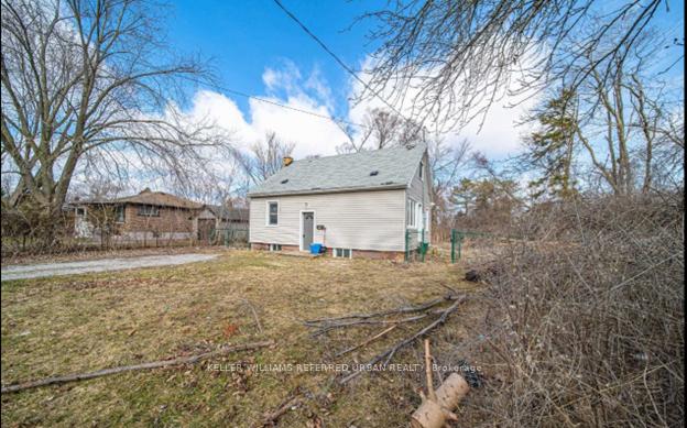 Photo 5 of 600 Hickory Street N, Whitby, Downtown Whitby — HOMEH