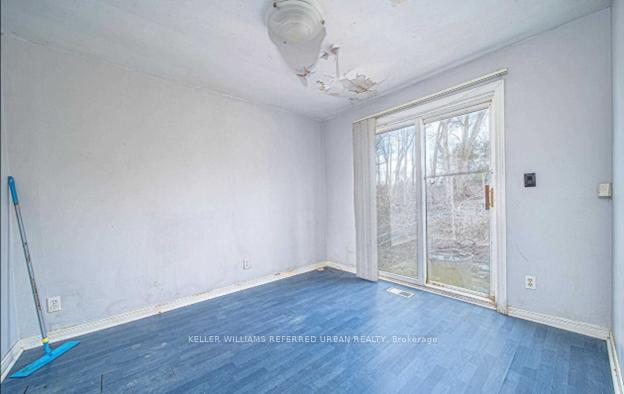 Photo 3 of 600 Hickory Street N, Whitby, Downtown Whitby — HOMEH