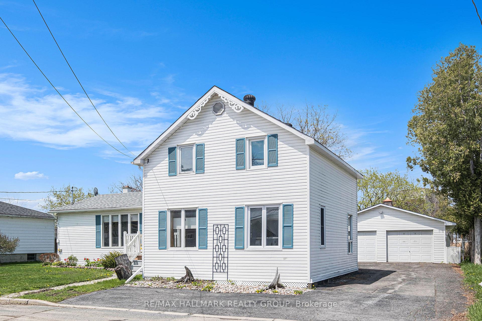 Photo 7 of 61 Emma Street, North Dundas, Chesterville — HOMEH