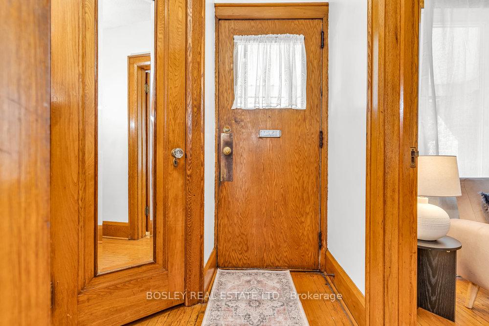 Photo 2 of 22 Woburn Avenue, Toronto, Lawrence Park North — HOMEH