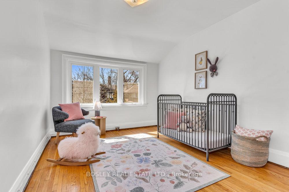 Photo 23 of 22 Woburn Avenue, Toronto, Lawrence Park North — HOMEH