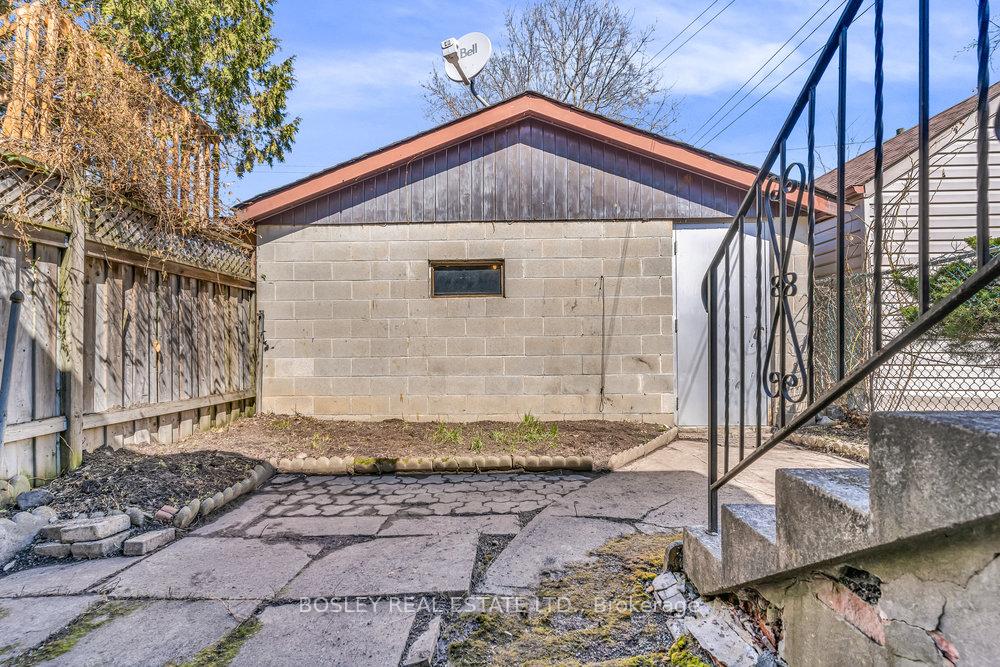 Photo 21 of 22 Woburn Avenue, Toronto, Lawrence Park North — HOMEH